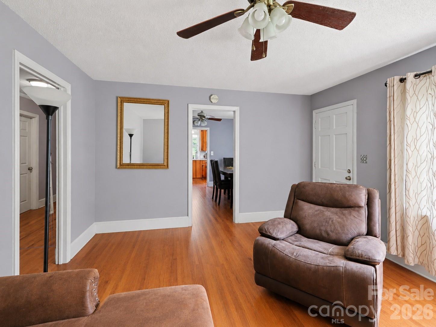 2900 Sam Newell Road Property Photo 3