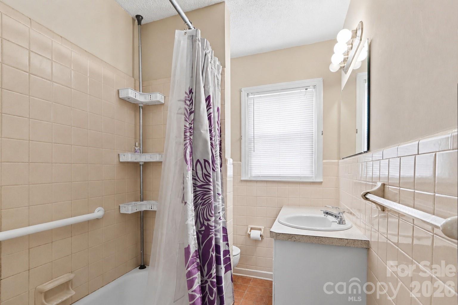 2900 Sam Newell Road Property Photo 15