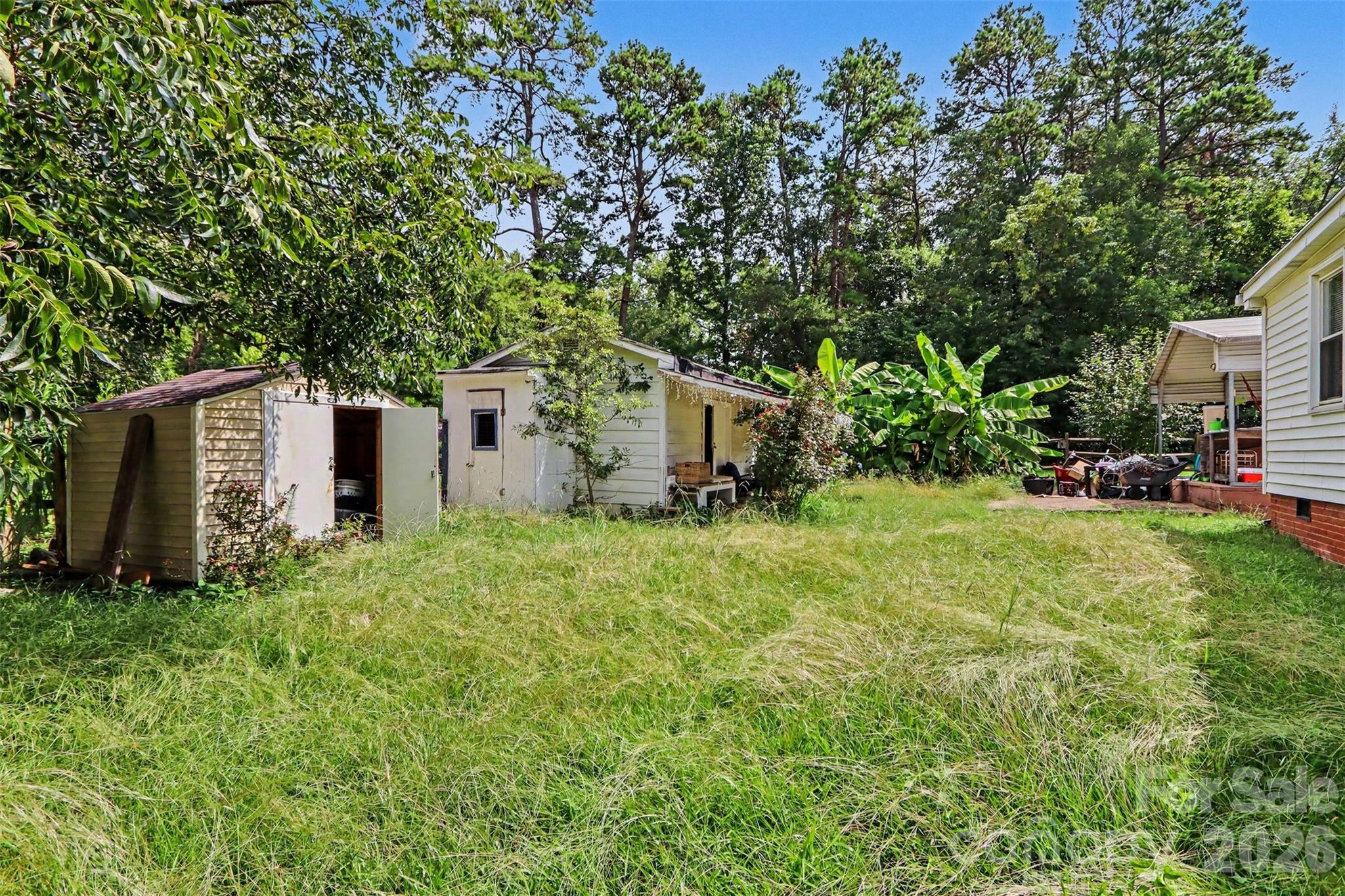 2900 Sam Newell Road Property Photo 16