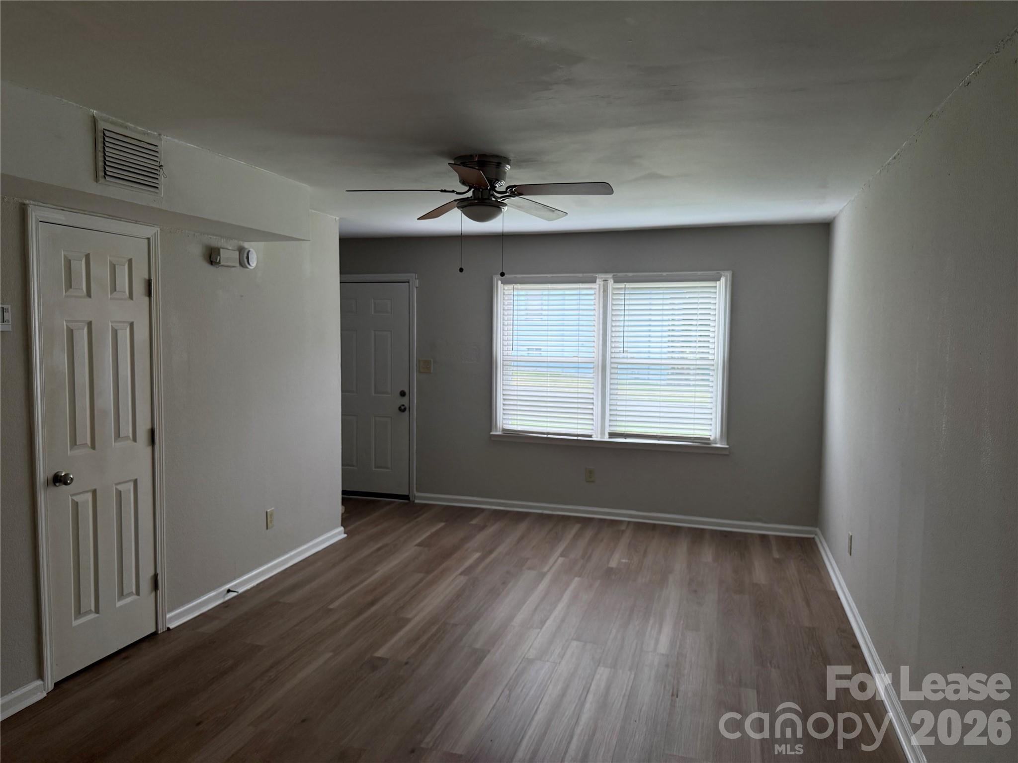 900 Junius Street D Property Photo 4