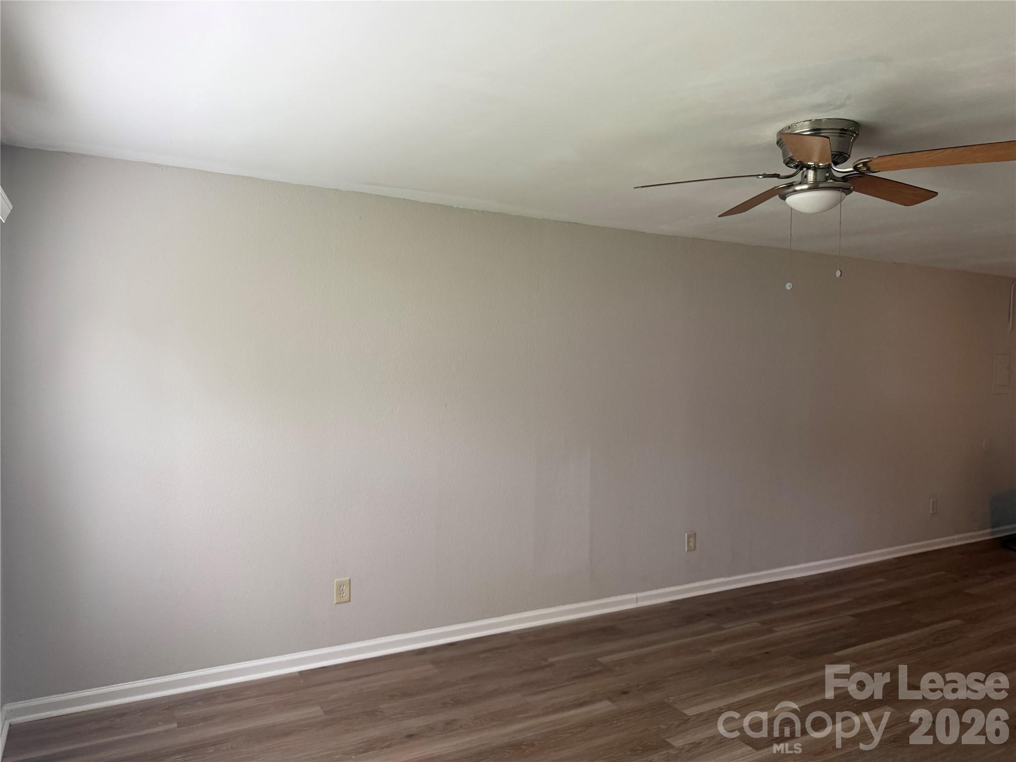 900 Junius Street D Property Photo 14
