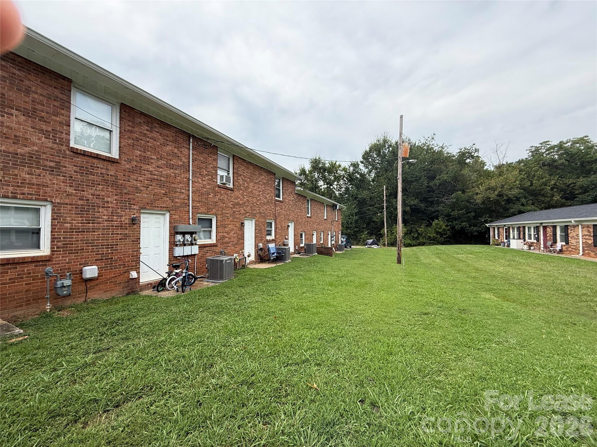 900 Junius Street D Property Photo 18
