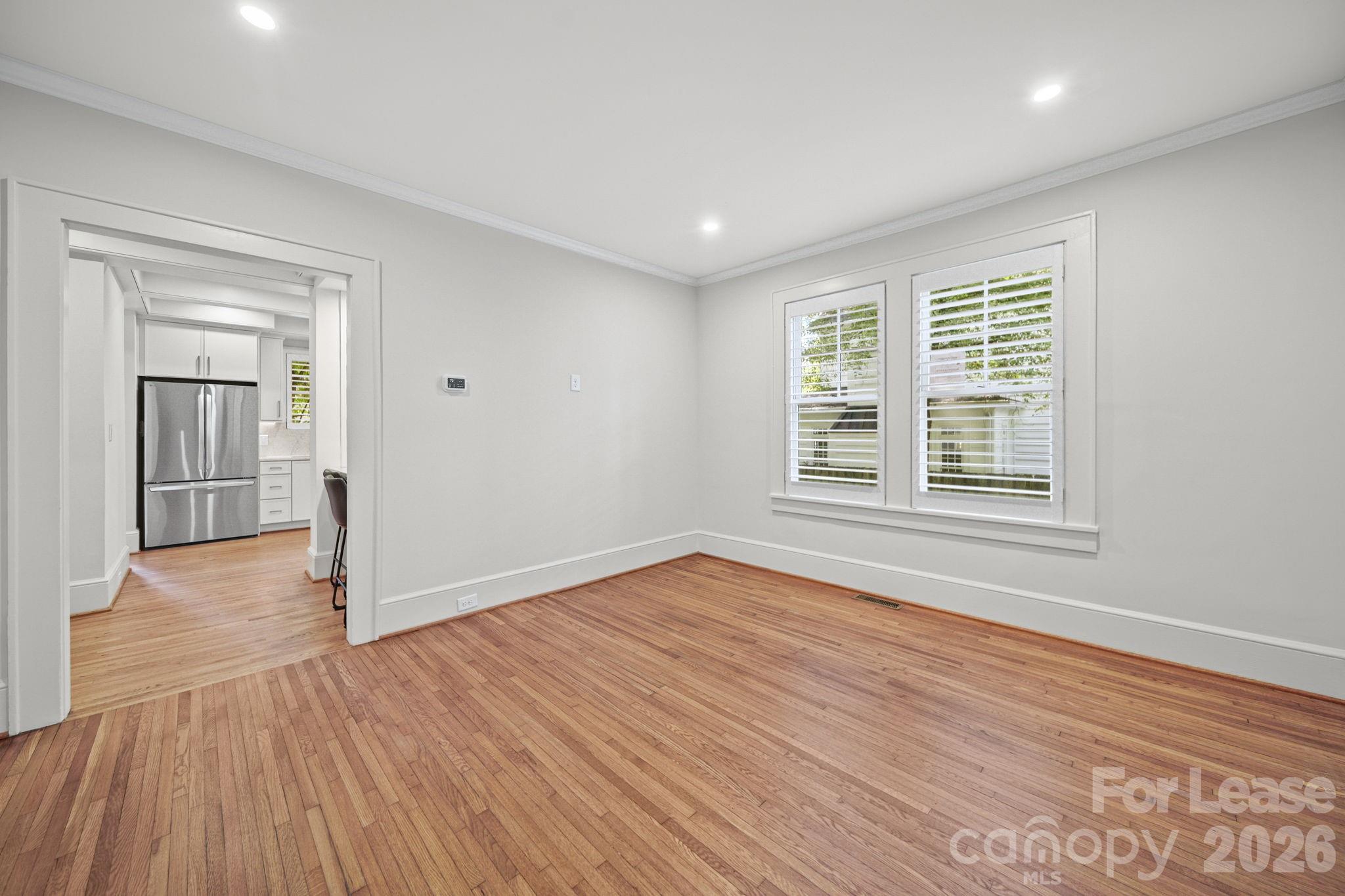 923 Henley Place Property Photo 12