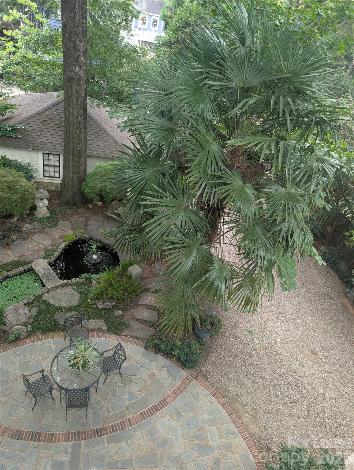 923 Henley Place Property Photo 35