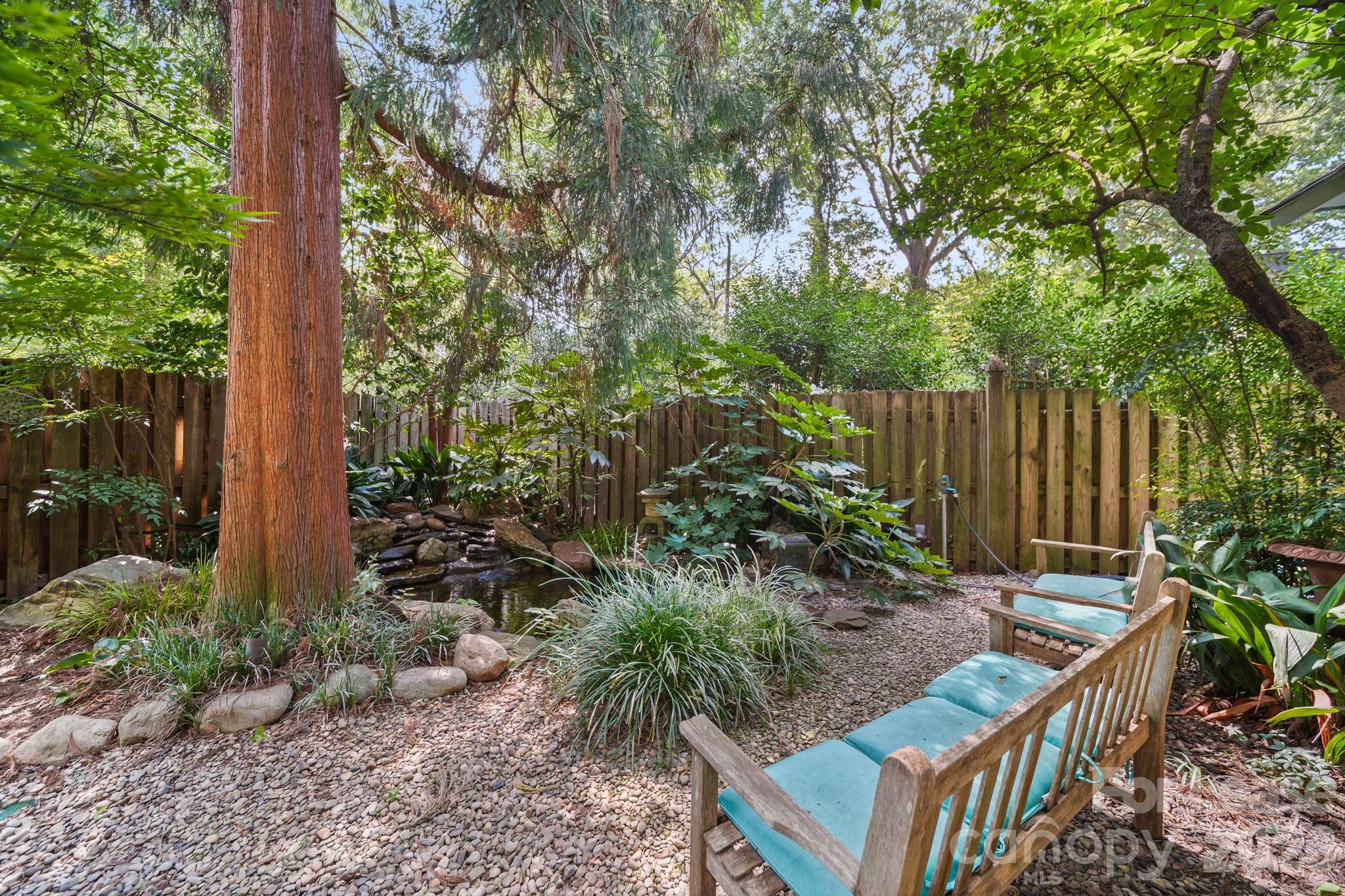 923 Henley Place Property Photo 39