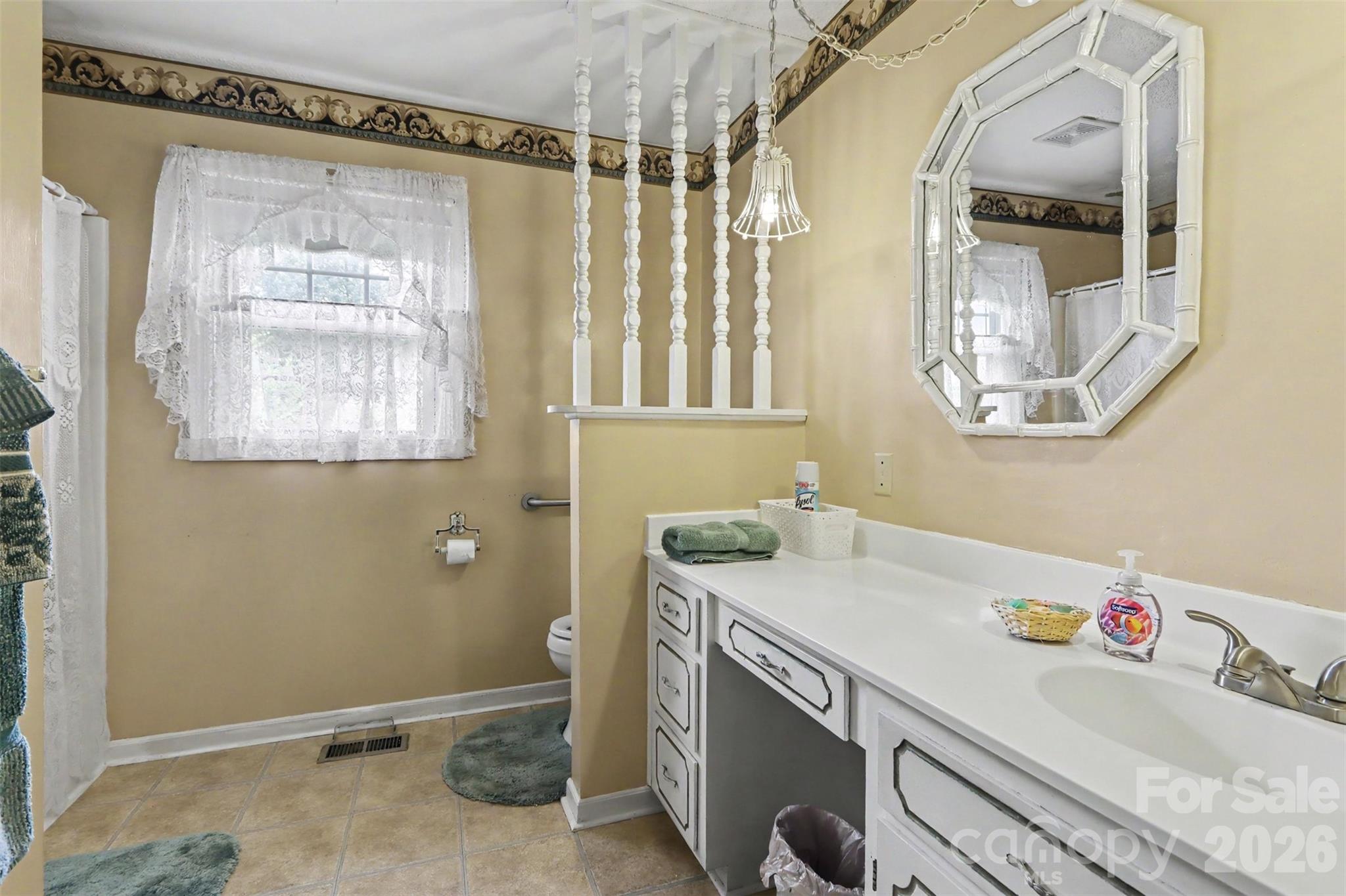 1018 Rembrandt Drive Property Photo 25