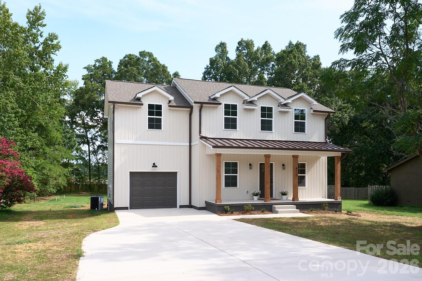412 Midway Drive Property Photo 2