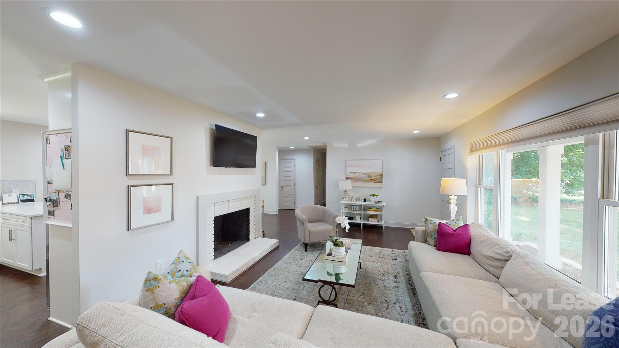 1329 Mockingbird Lane Property Photo 13
