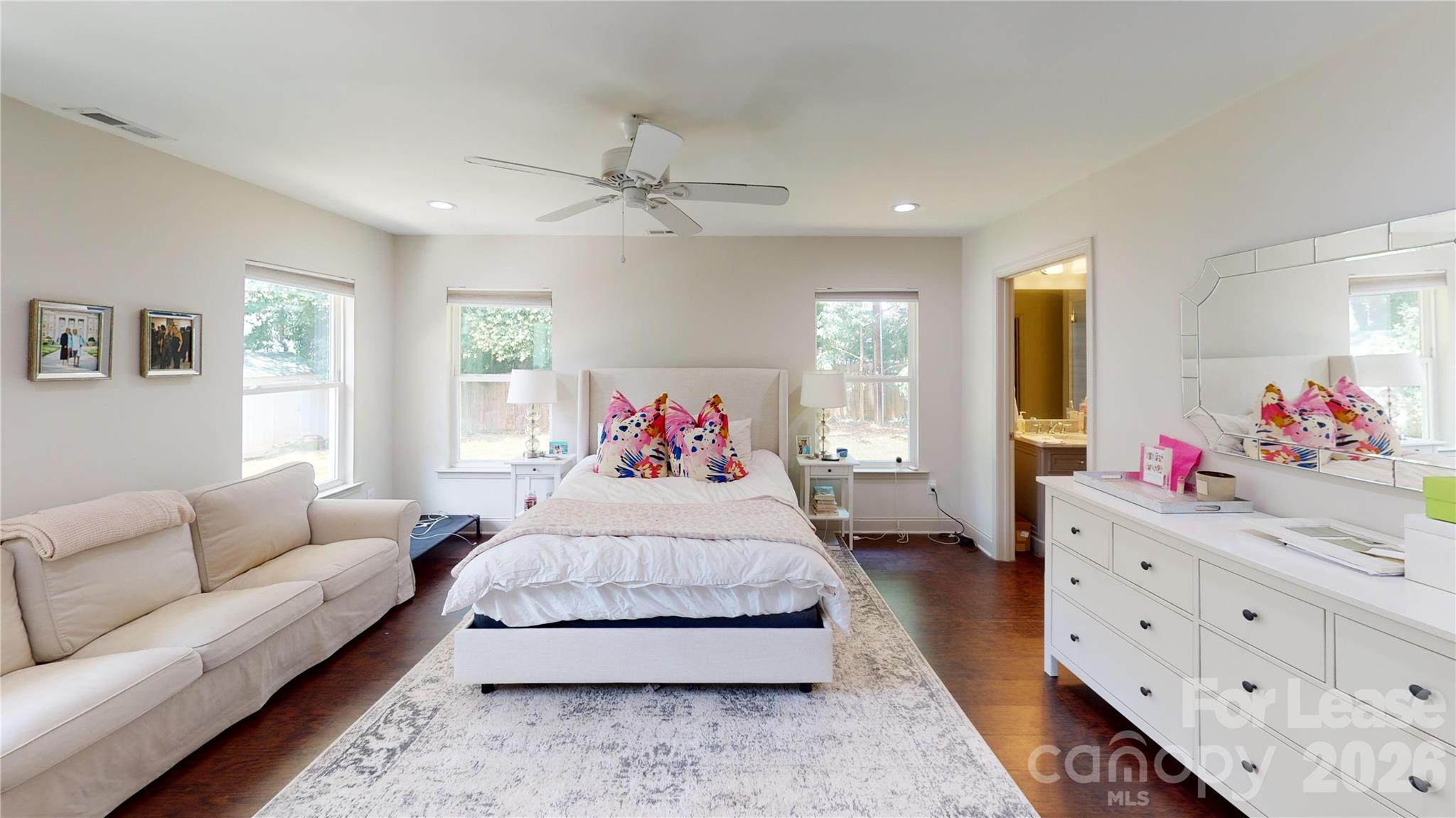 1329 Mockingbird Lane Property Photo 15
