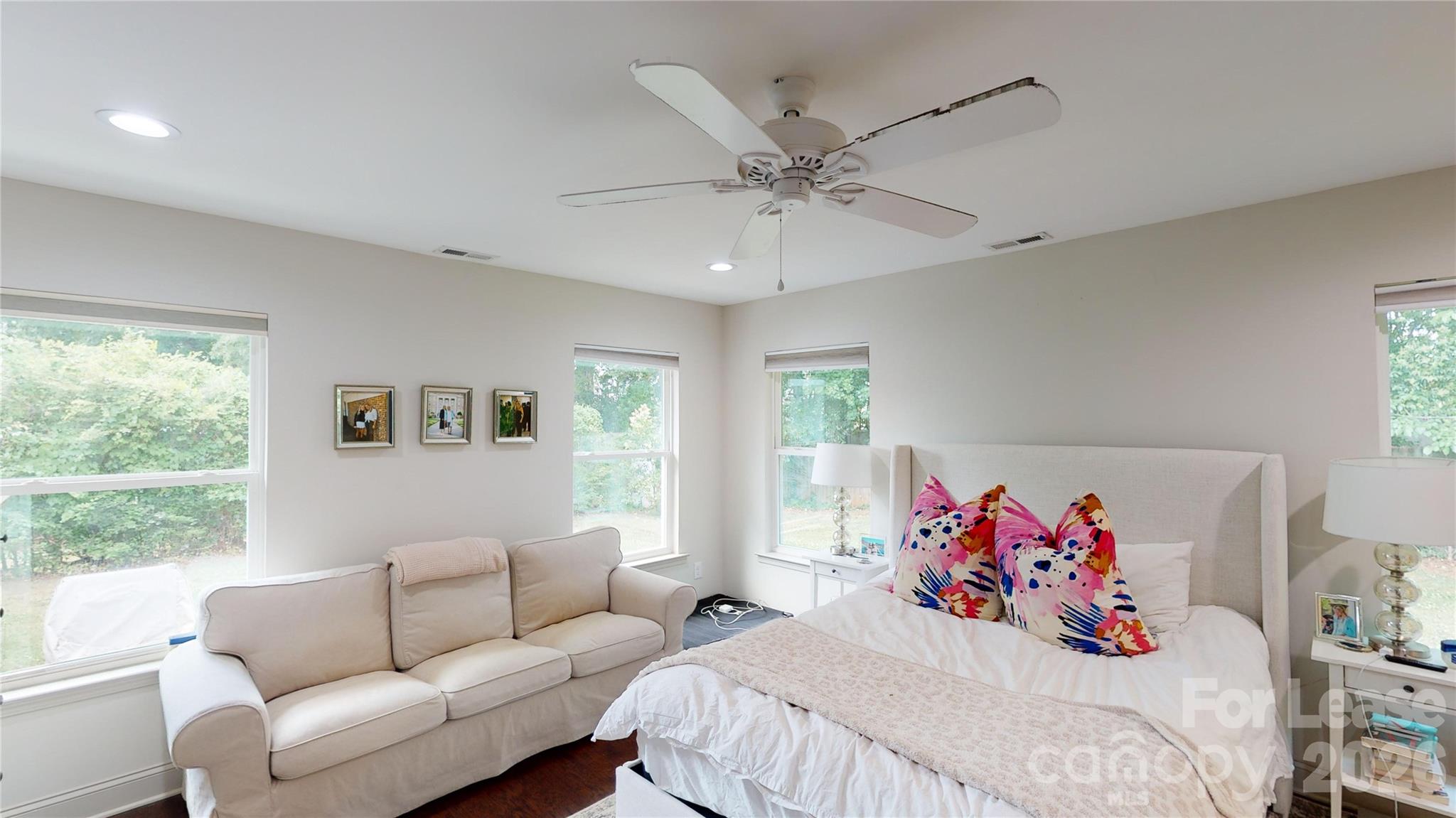 1329 Mockingbird Lane Property Photo 18