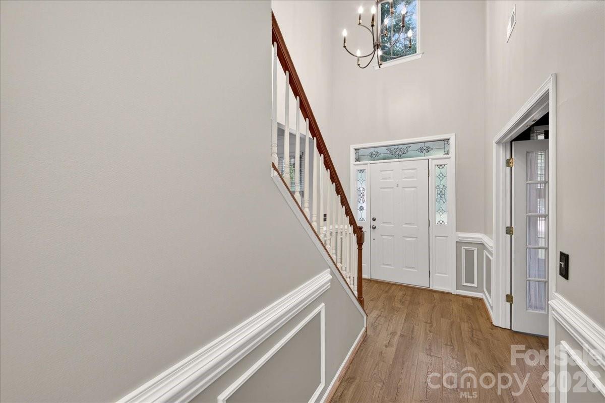 6200 Greengate Lane Property Photo 2