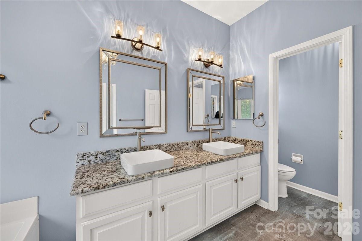 6200 Greengate Lane Property Photo 30