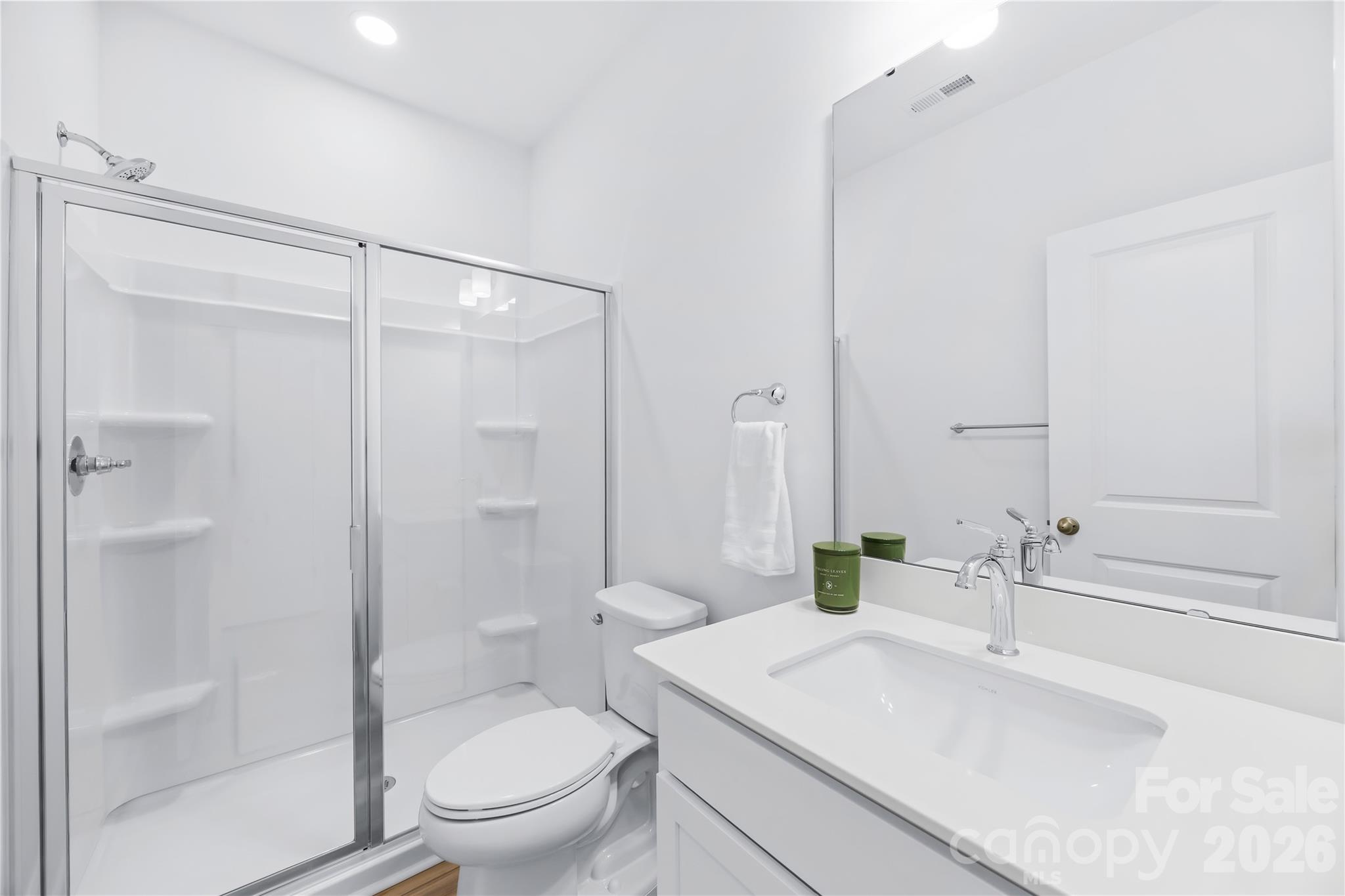 15332 Ballancroft Parkway Property Photo 8
