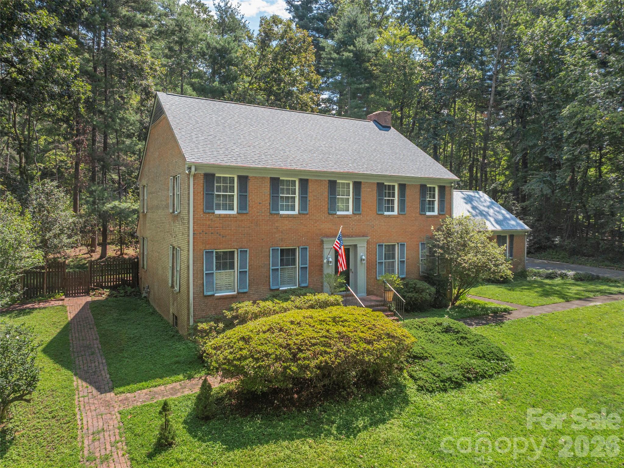 200 Heathcote Road Property Photo 1