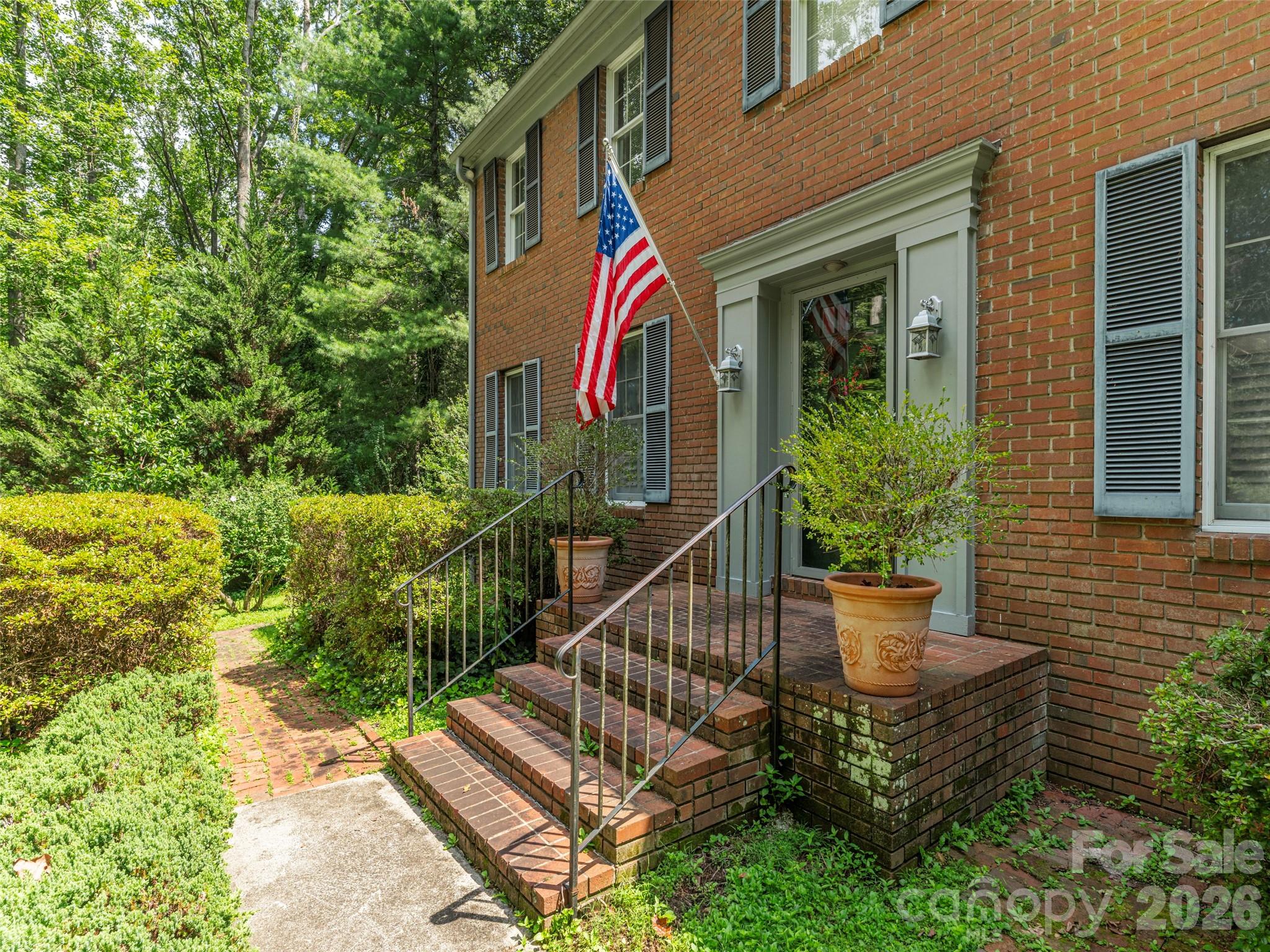 200 Heathcote Road Property Photo 4