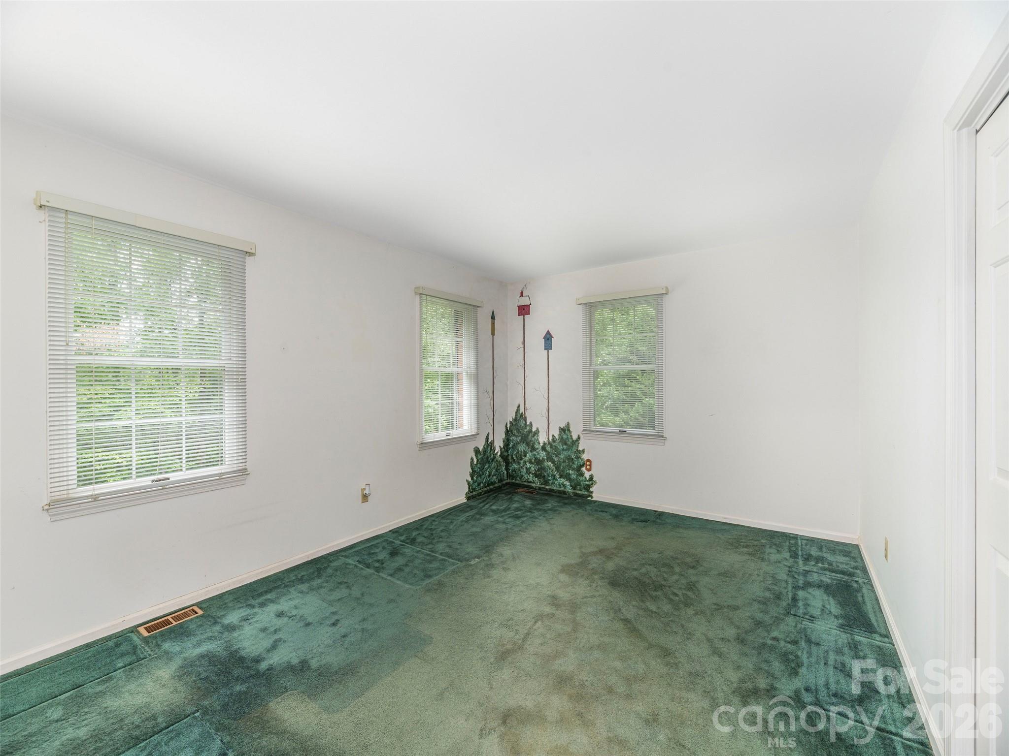 200 Heathcote Road Property Photo 32
