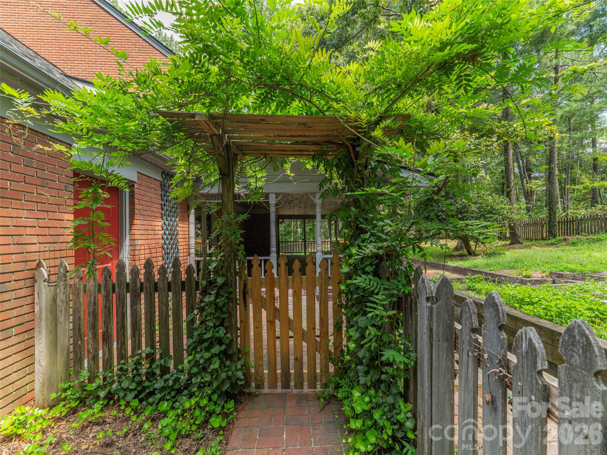 200 Heathcote Road Property Photo 42