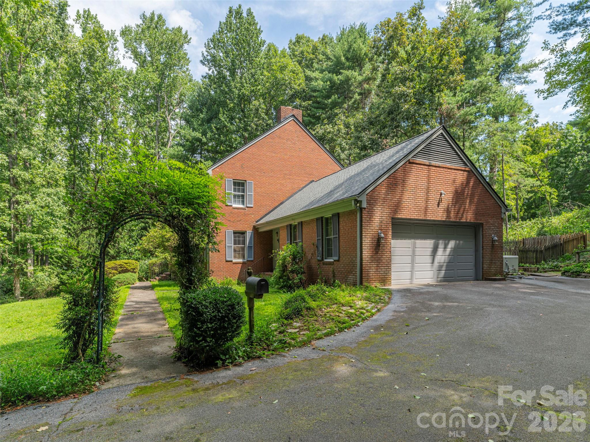 200 Heathcote Road Property Photo 44