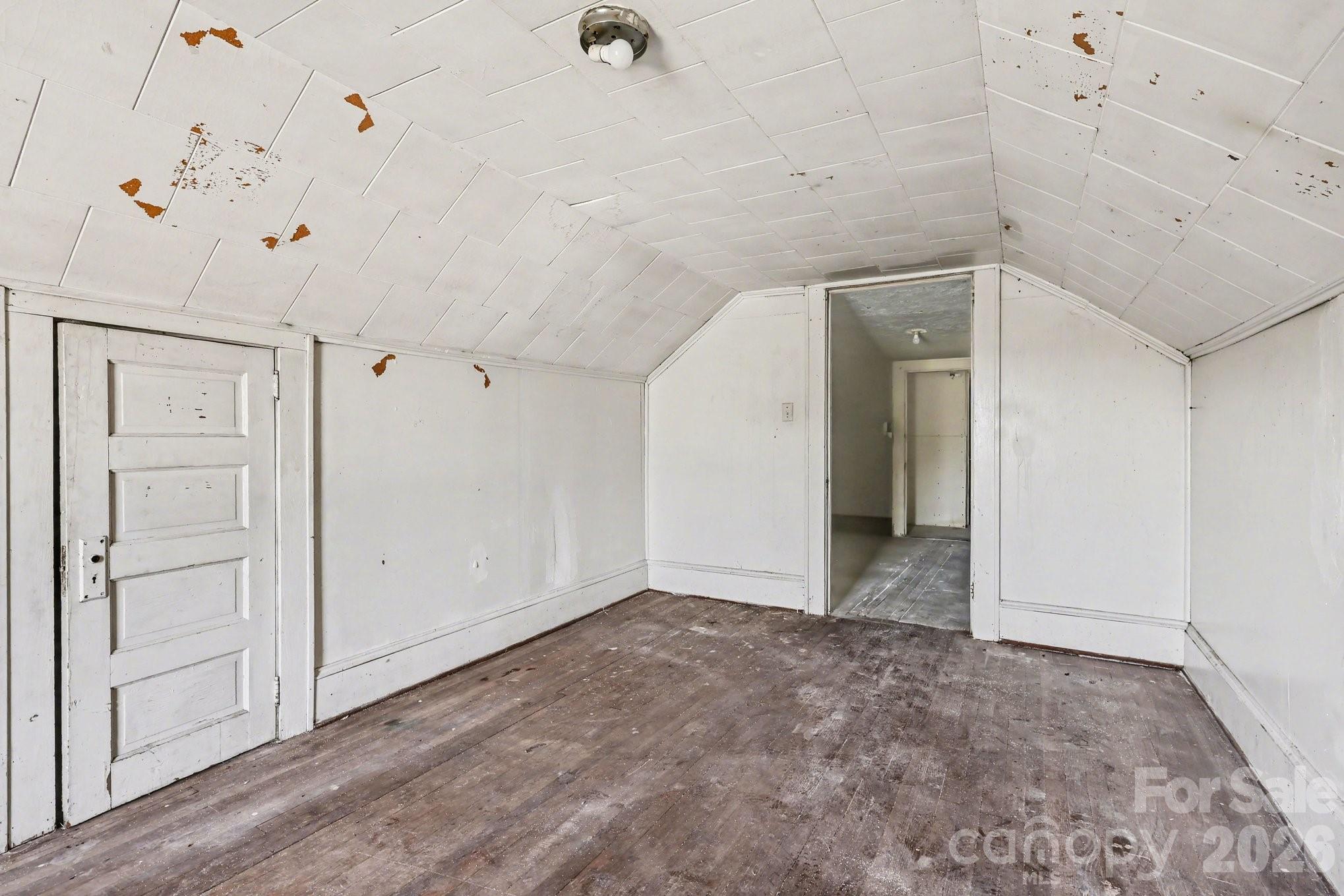 1411 Ludwick Heights Lane Property Photo 32
