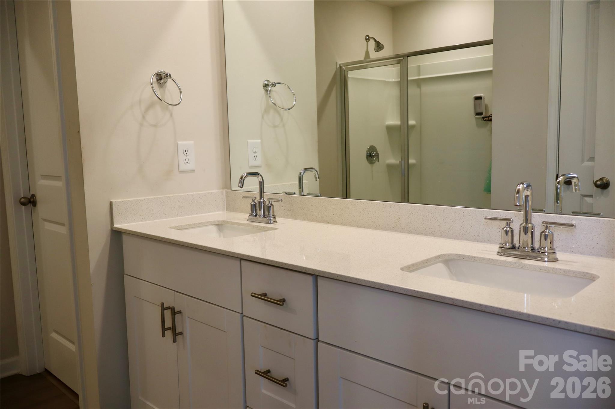 1013 Harry Court Property Photo 19