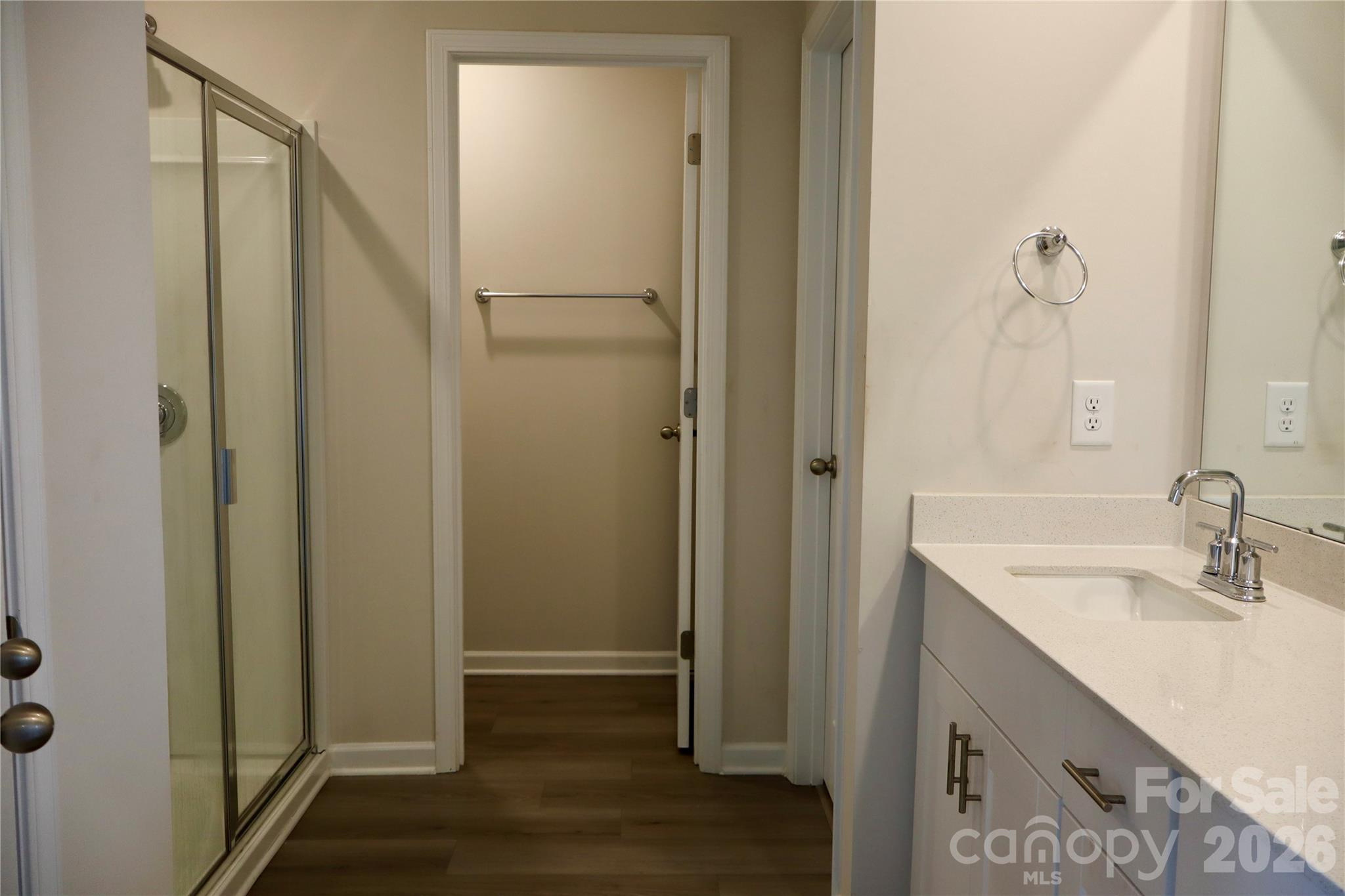 1013 Harry Court Property Photo 20