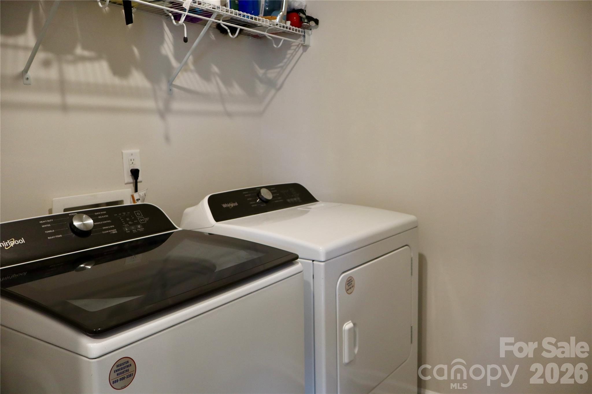 1013 Harry Court Property Photo 21