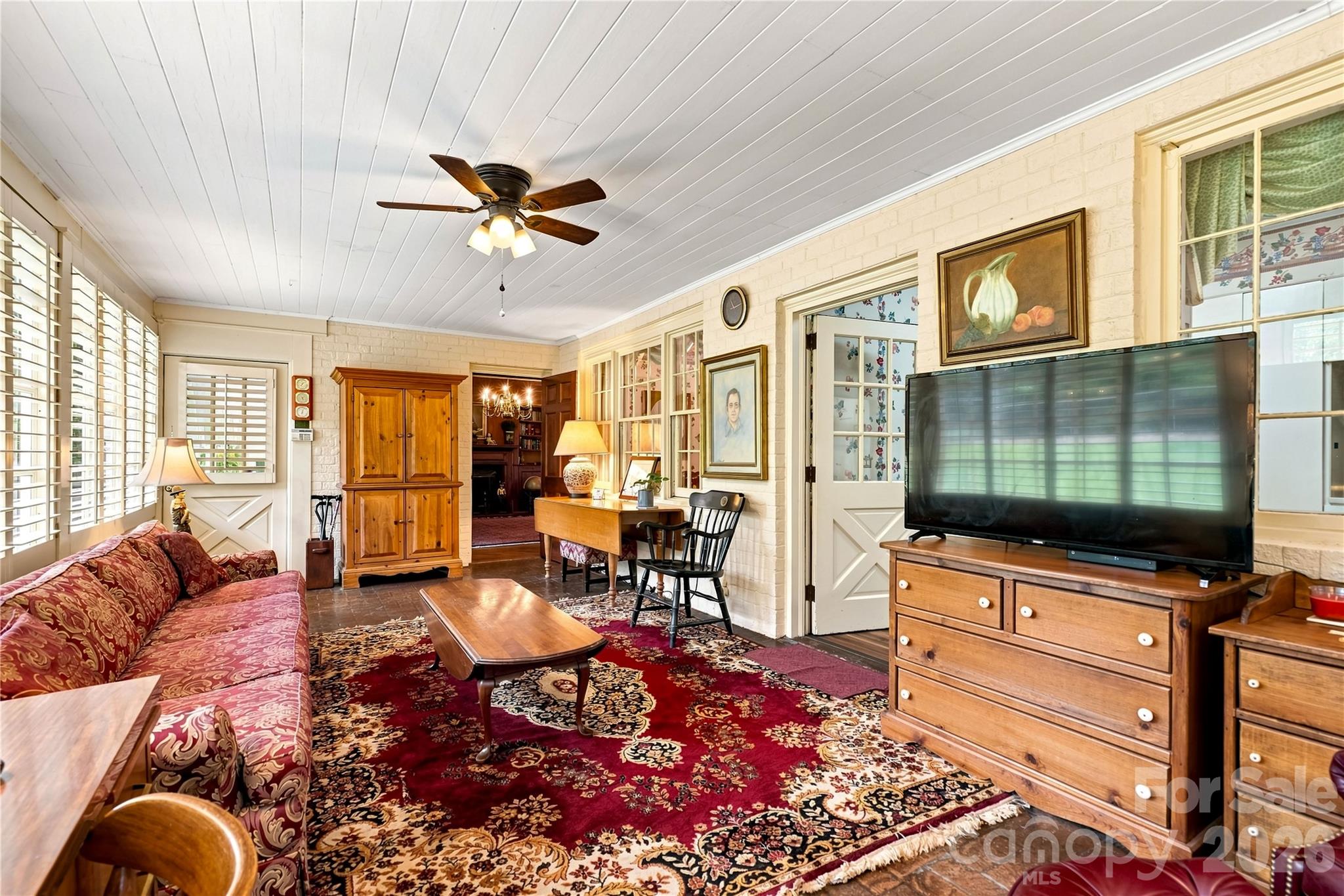209 Labans Lane Property Photo 18