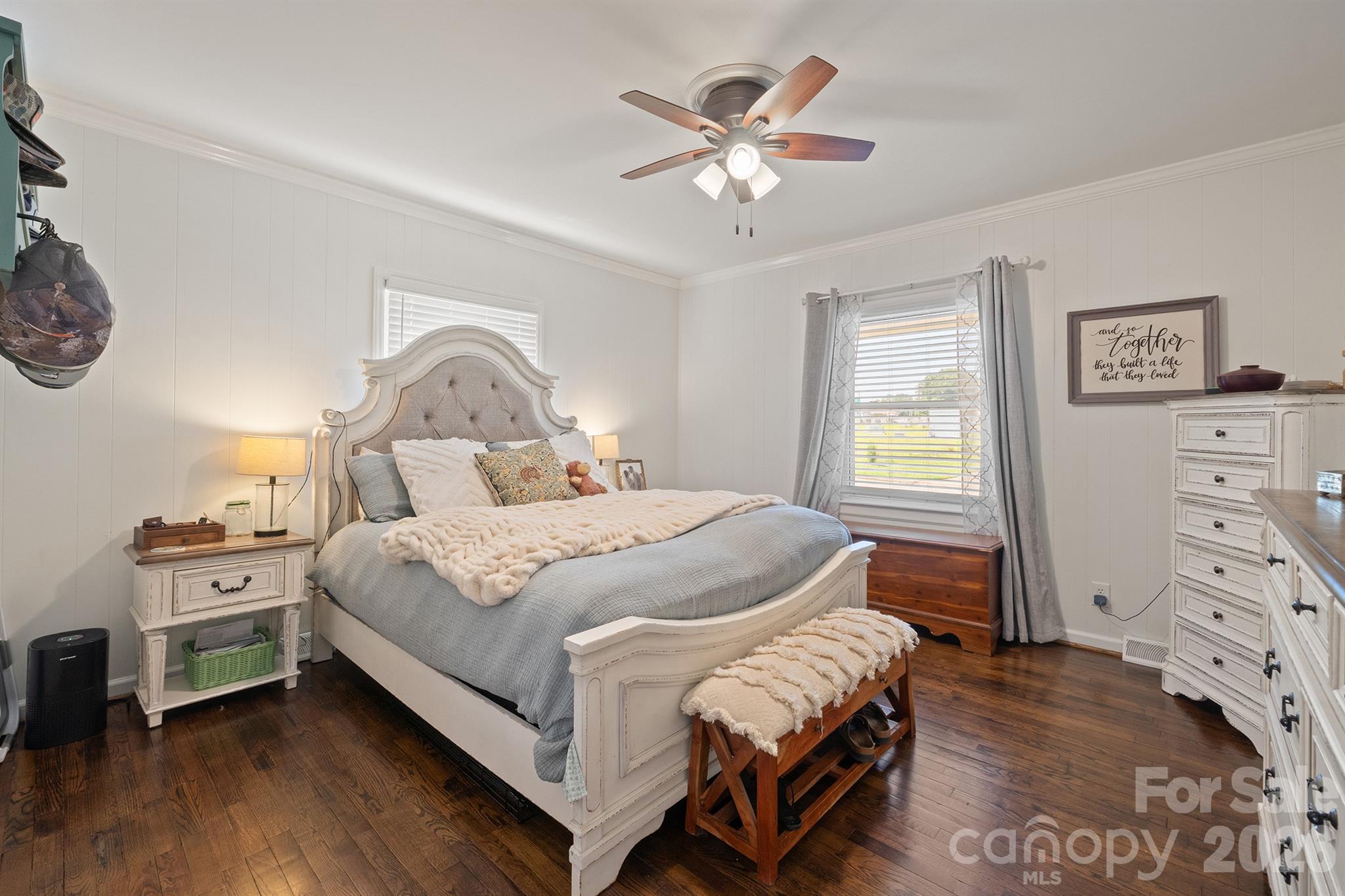 500 N Elm Street Property Photo 16