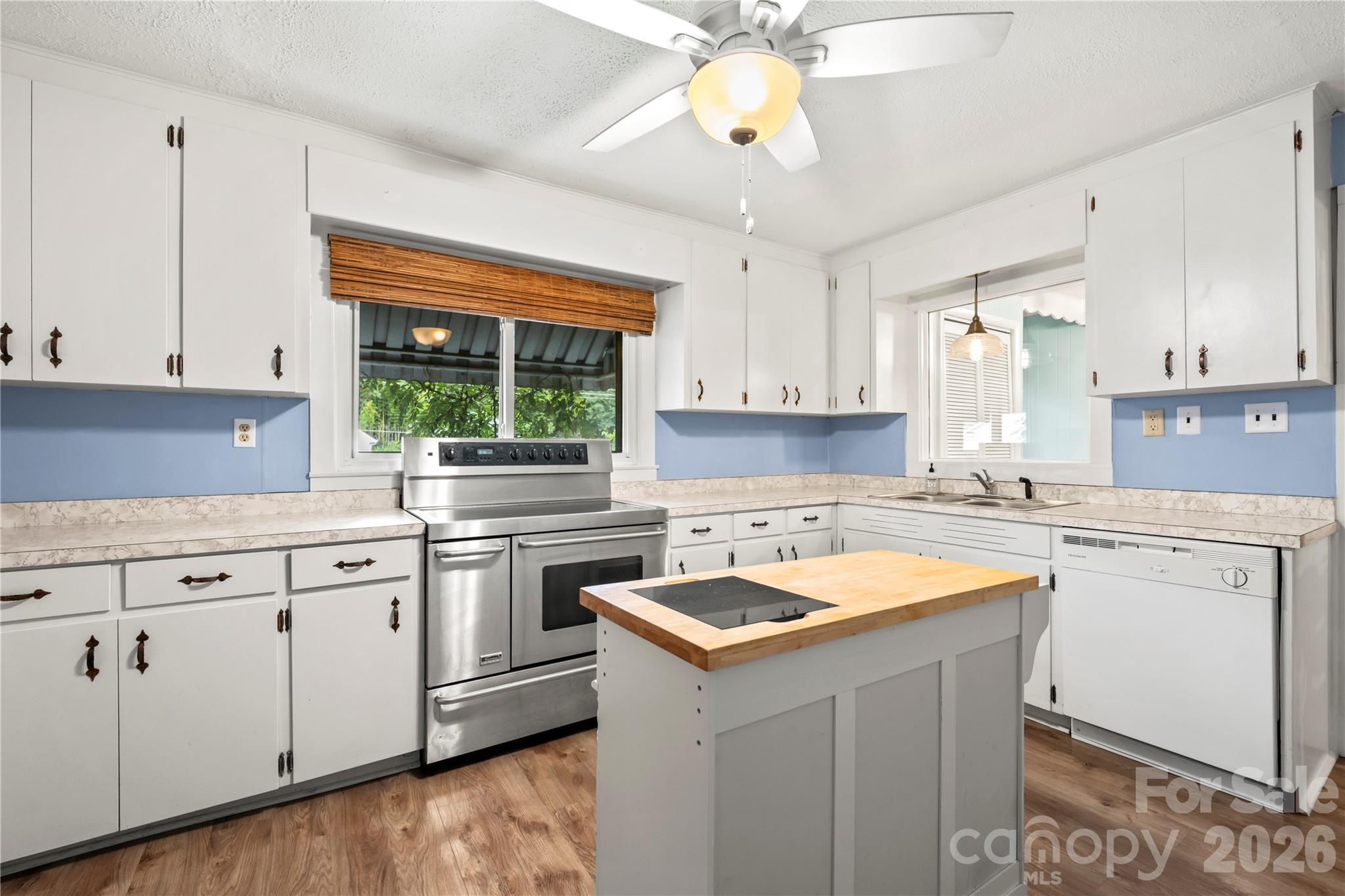 2 Bostic Place Property Photo 7