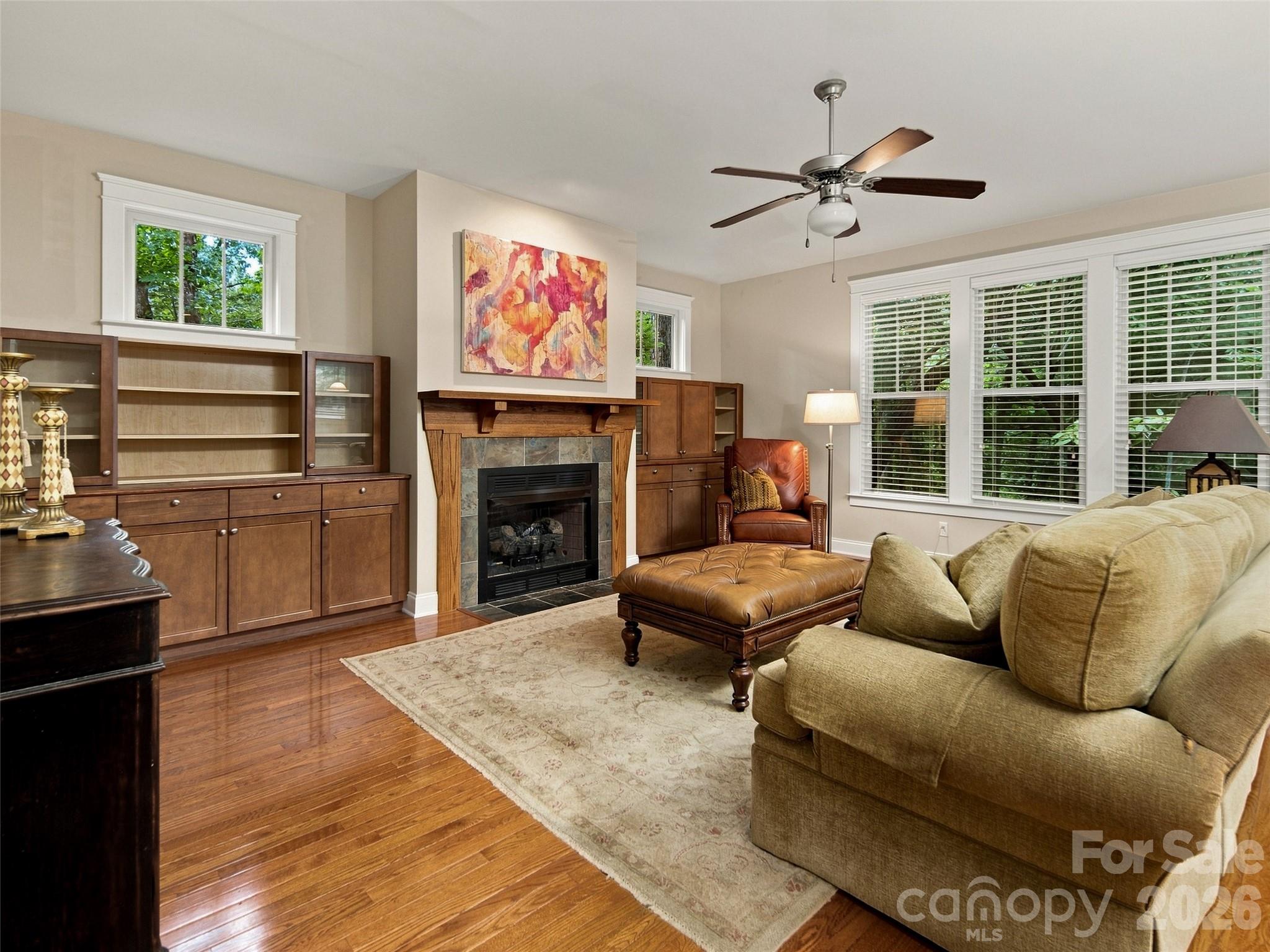 24 Greenwells Glory Drive Property Photo 5