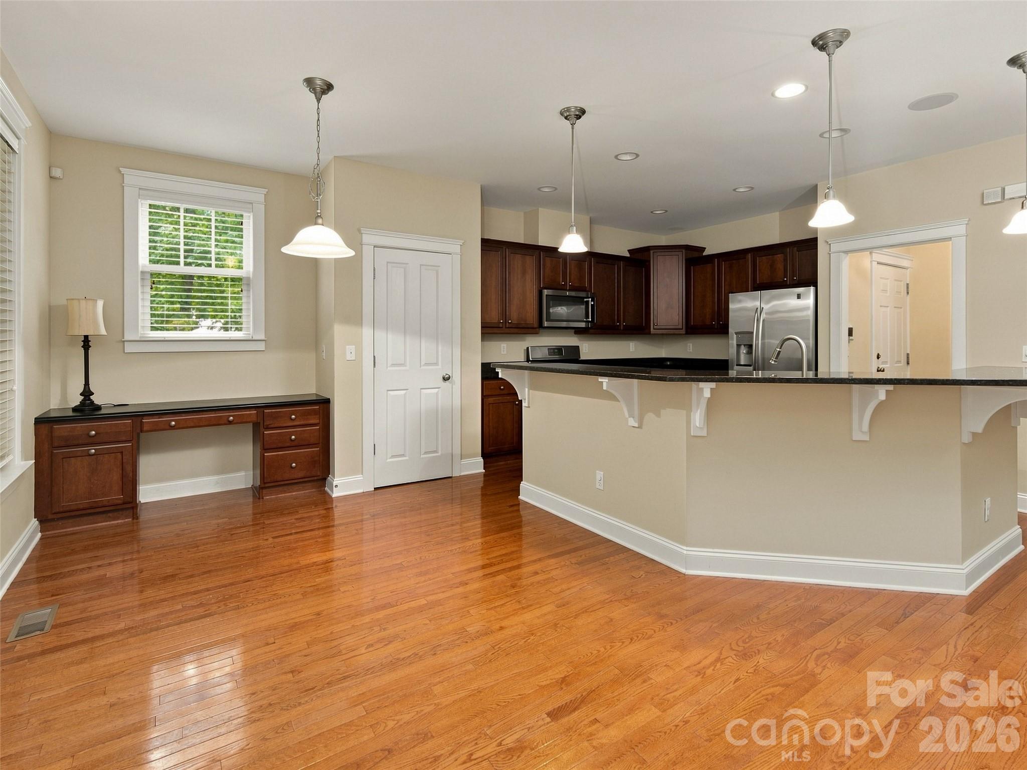 24 Greenwells Glory Drive Property Photo 10