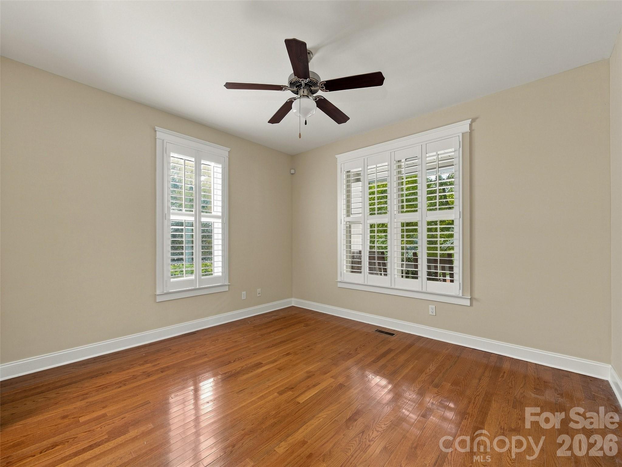24 Greenwells Glory Drive Property Photo 12