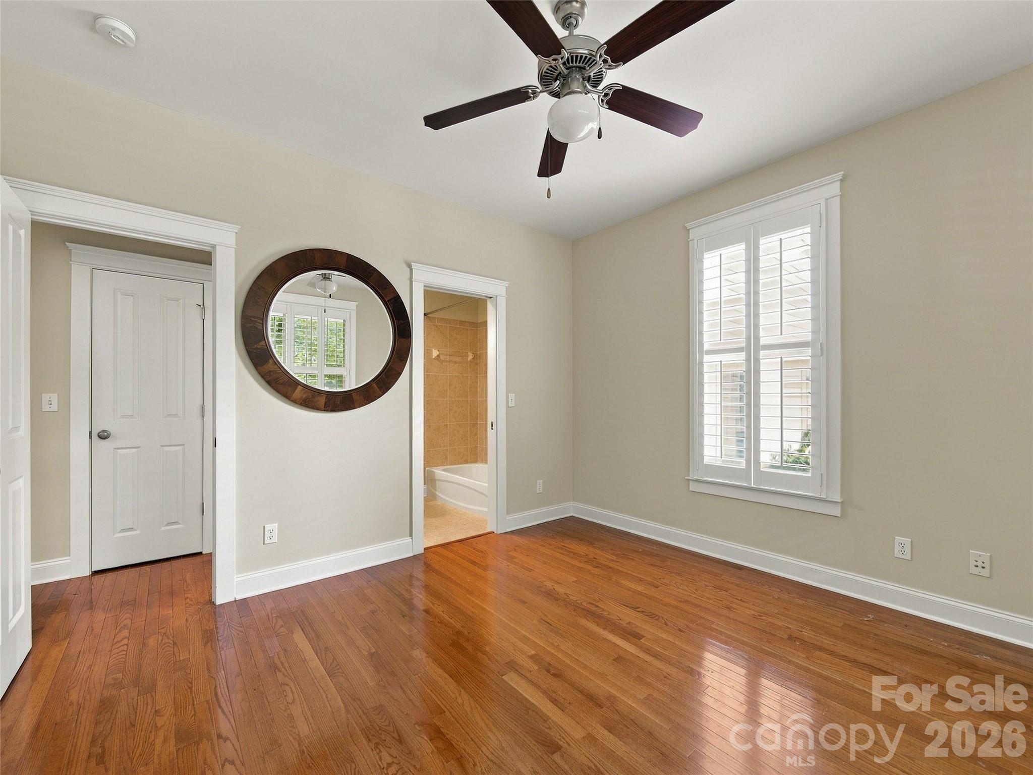 24 Greenwells Glory Drive Property Photo 13