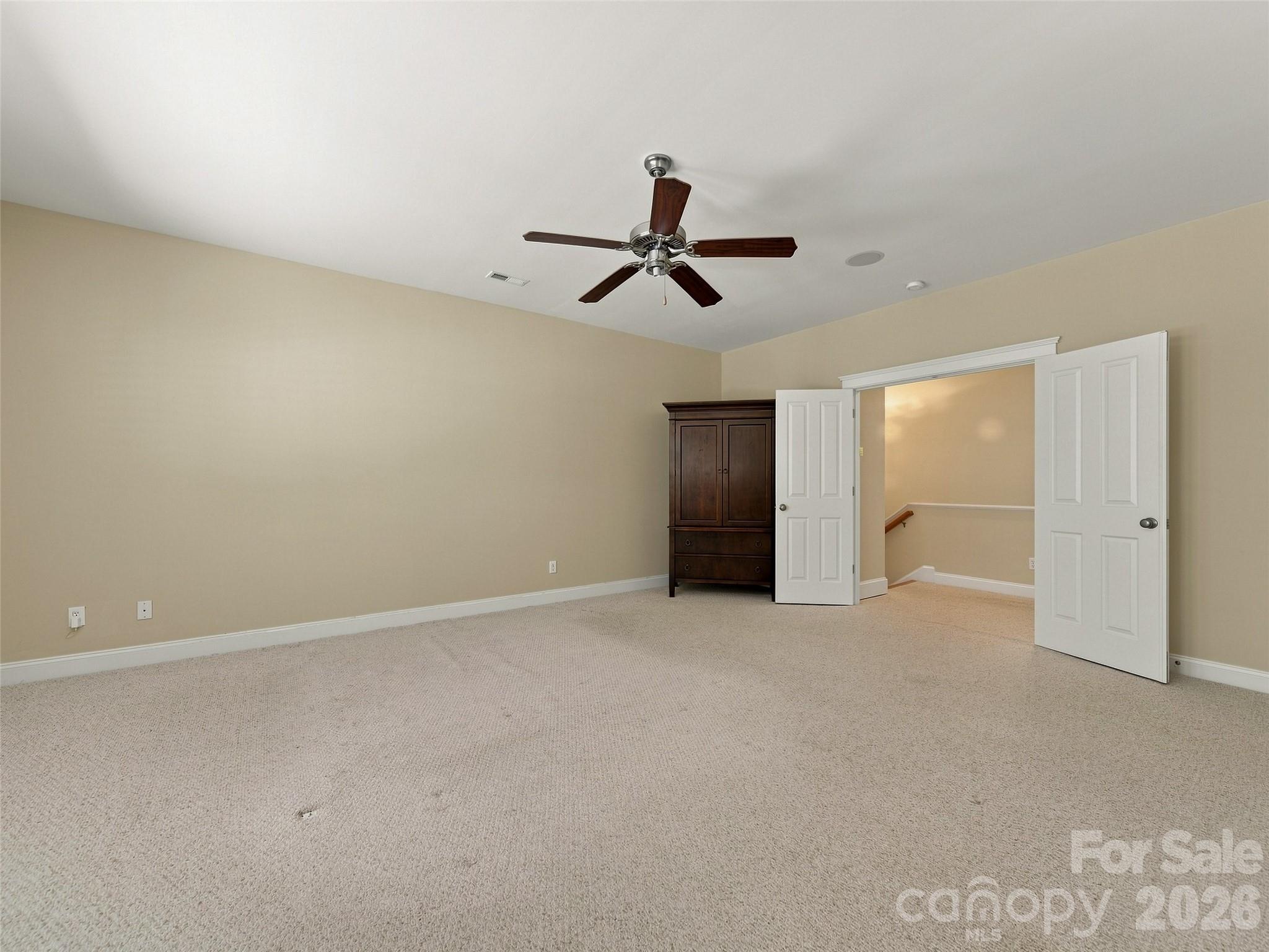 24 Greenwells Glory Drive Property Photo 16