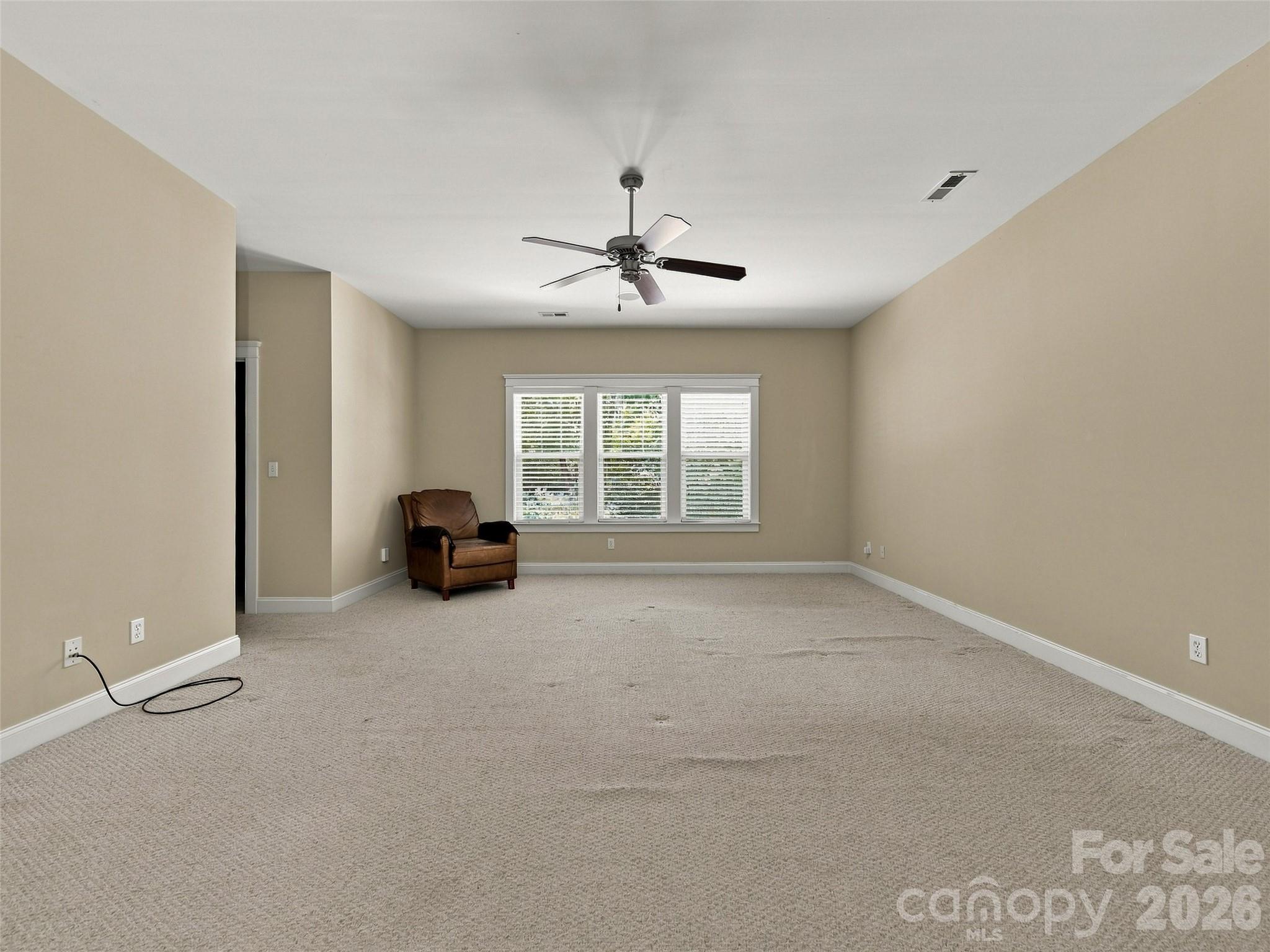 24 Greenwells Glory Drive Property Photo 19