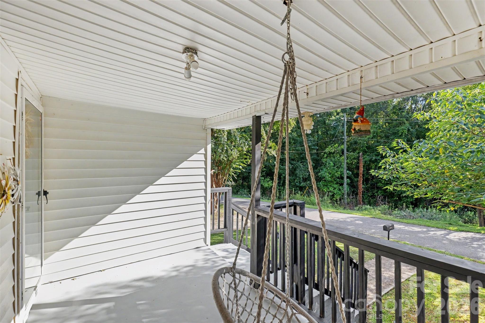 2878 Millstone Drive Property Photo 7