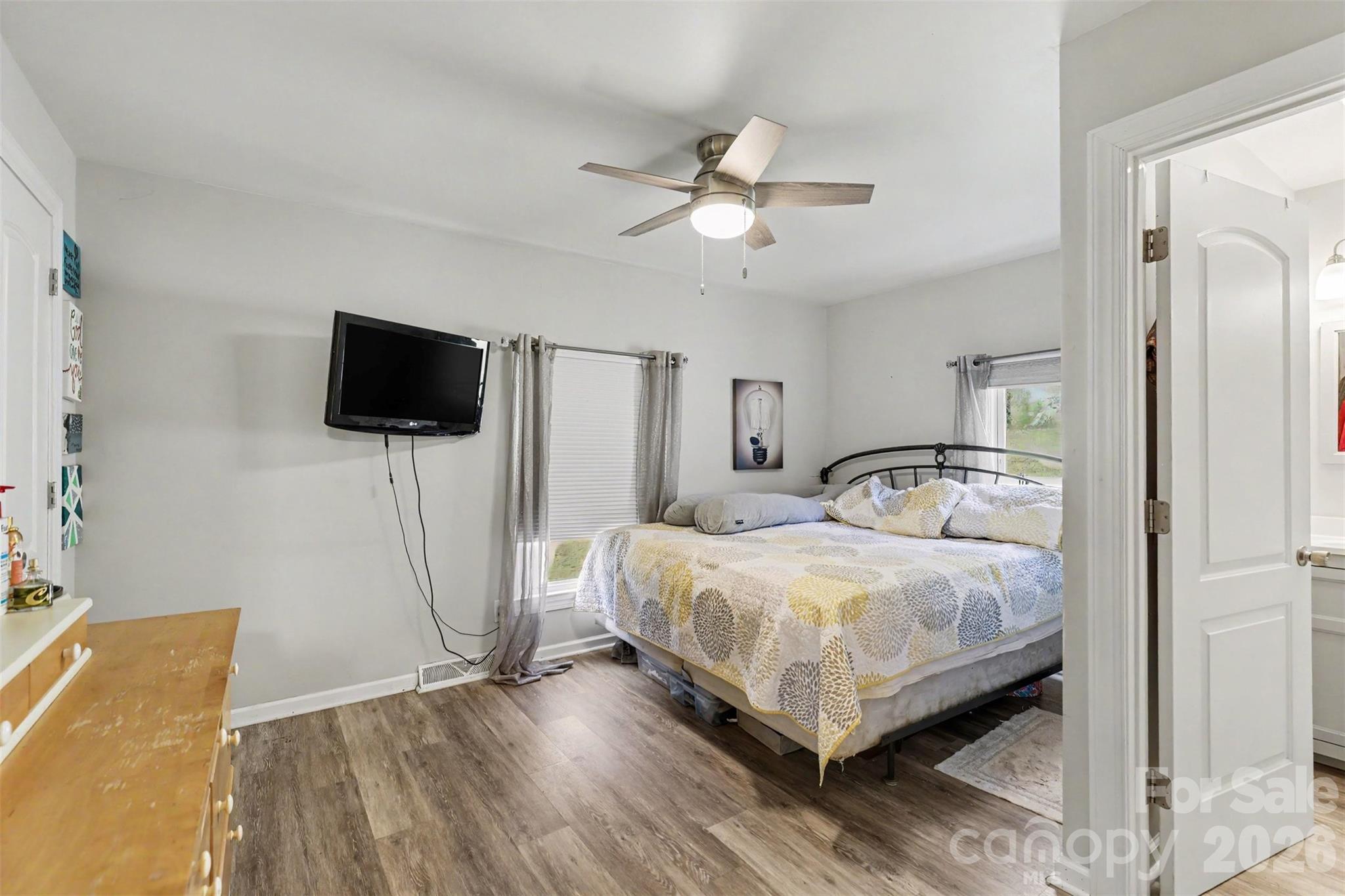 2878 Millstone Drive Property Photo 13