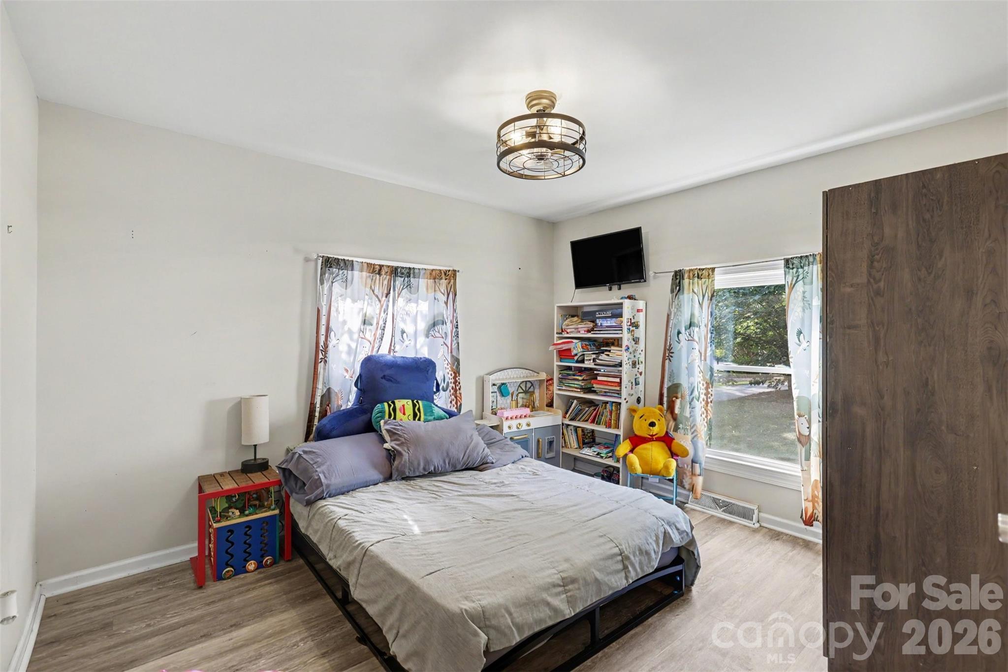 2878 Millstone Drive Property Photo 14
