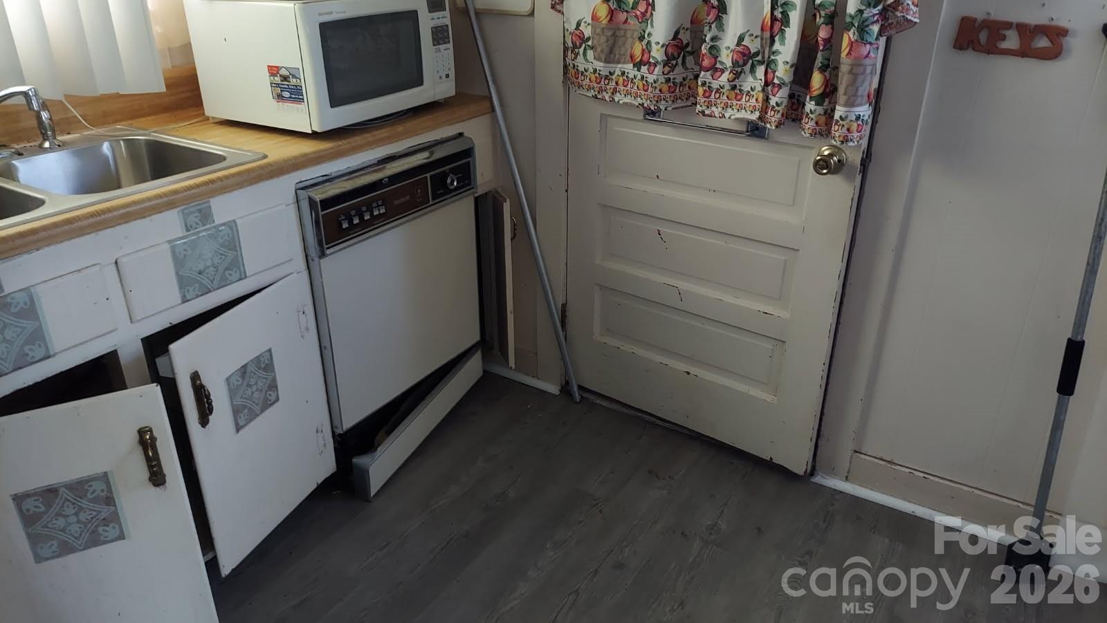 109 Barbara Avenue Property Photo 4