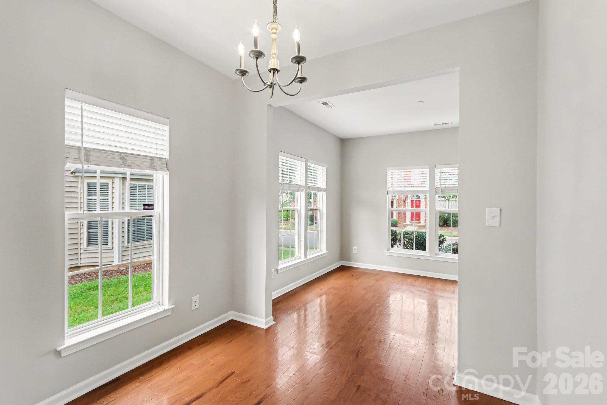 4960 Sunburst Lane Property Photo 13