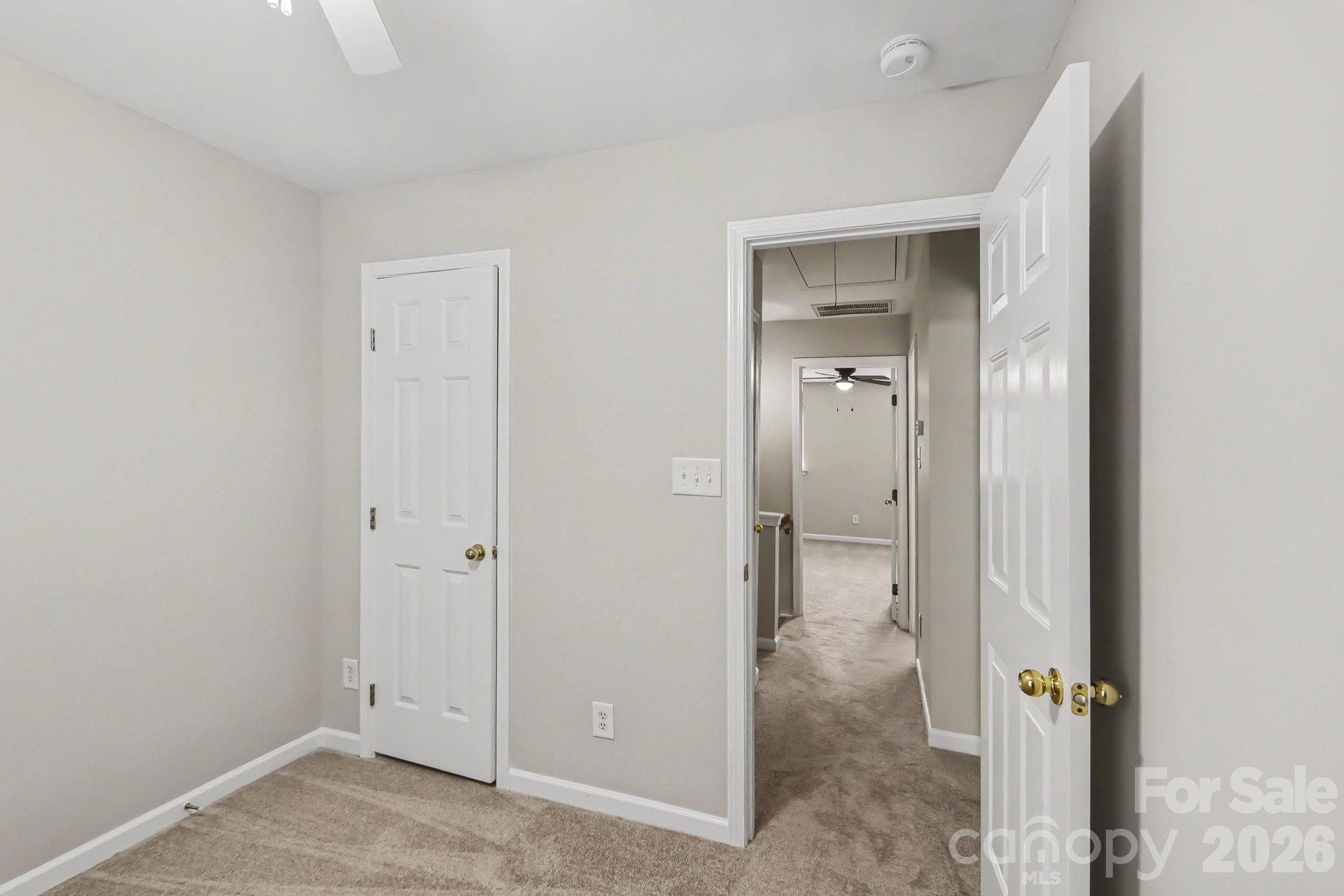 4960 Sunburst Lane Property Photo 15