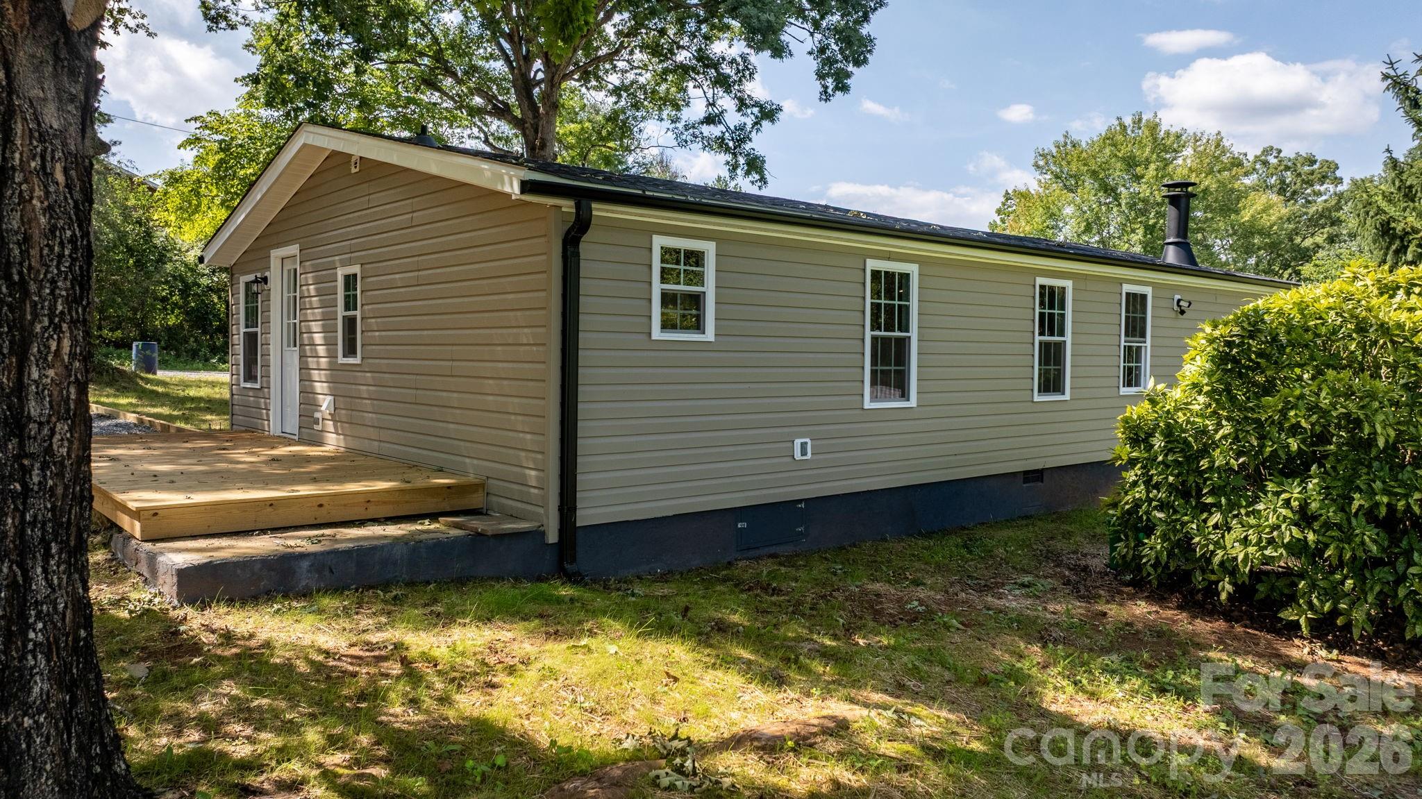 160 Green Street Property Photo 20
