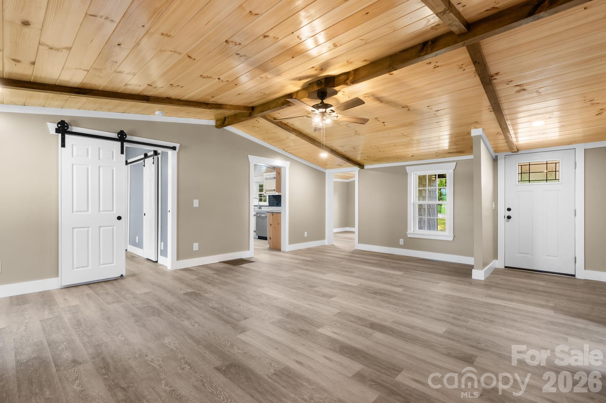 160 Green Street Property Photo 31