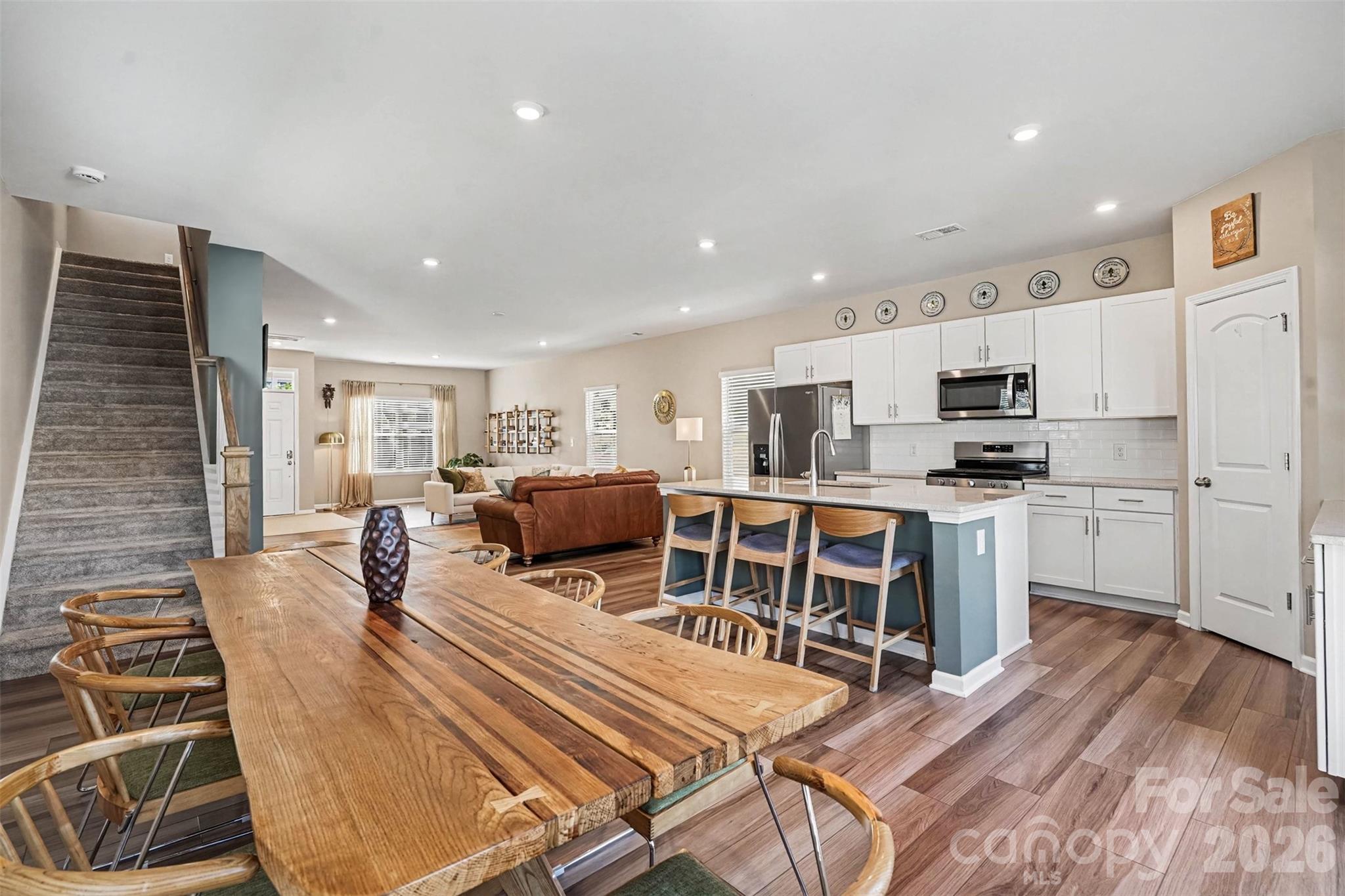 9002 Ramsford Court Property Photo 11