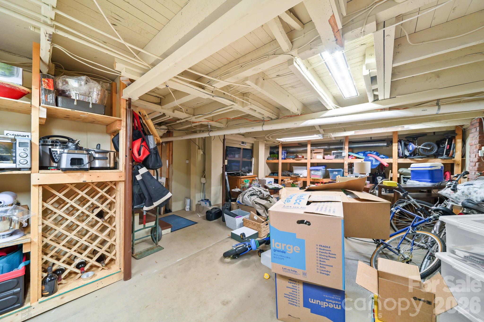 424 S York Street Property Photo 32