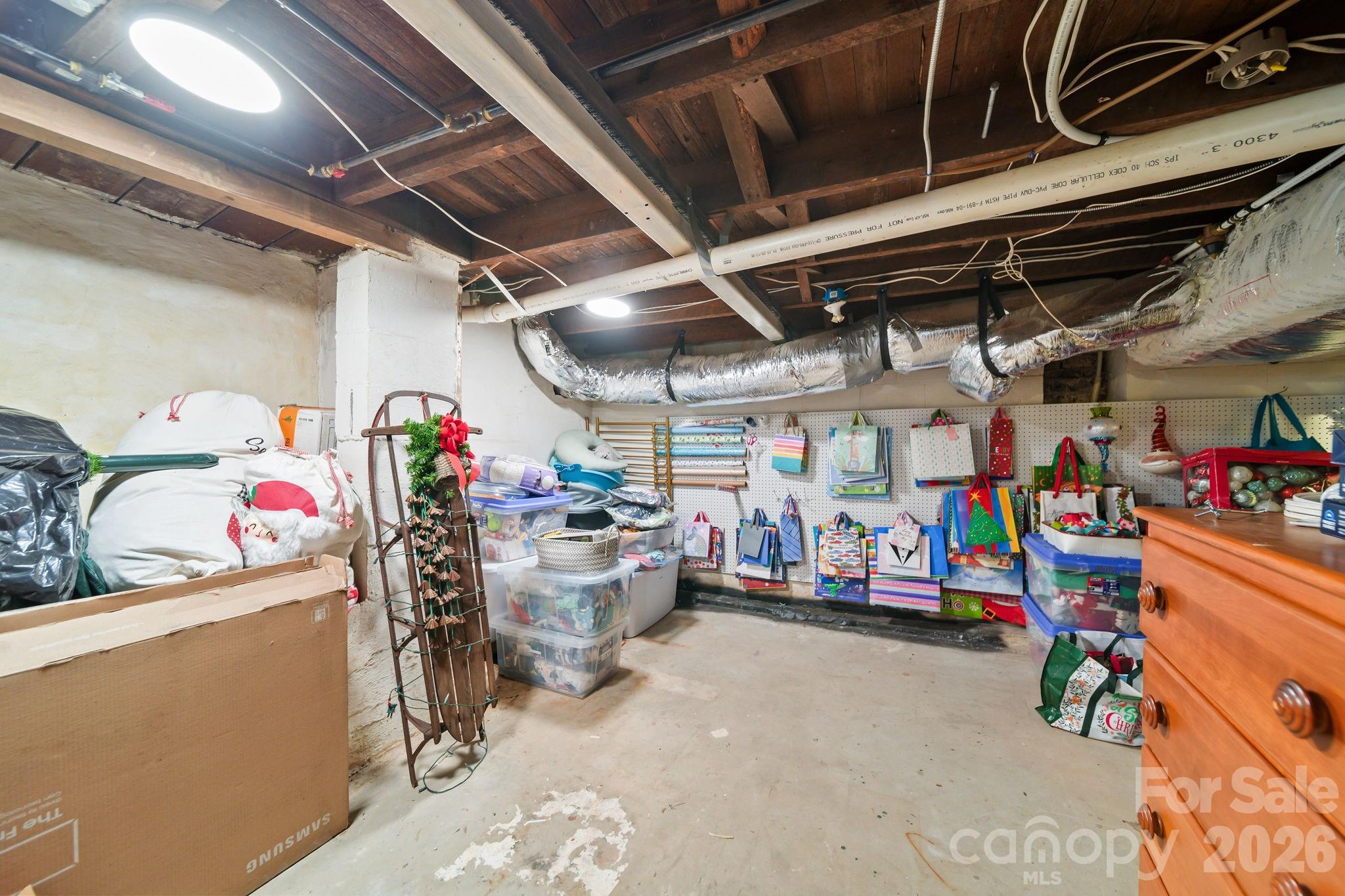 424 S York Street Property Photo 33