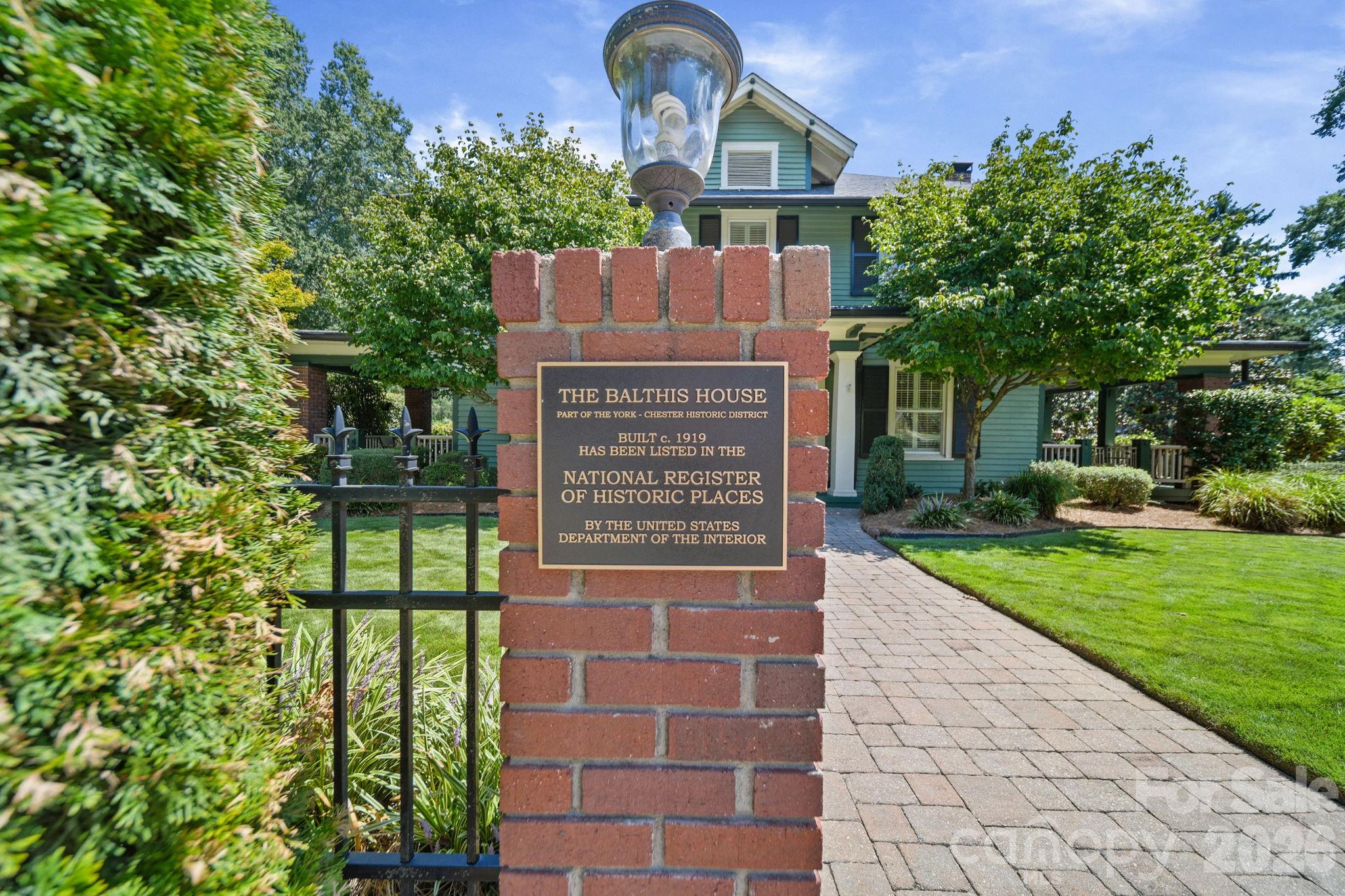 424 S York Street Property Photo 47