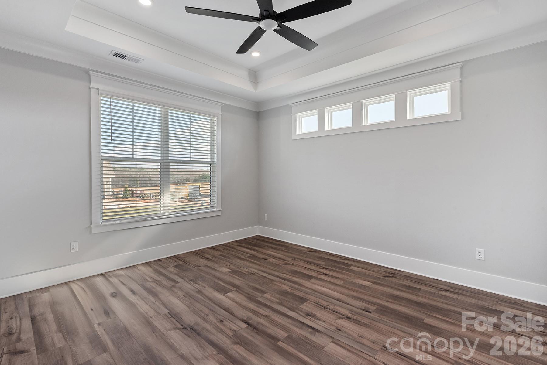 1628 Dresden Drive Property Photo 13