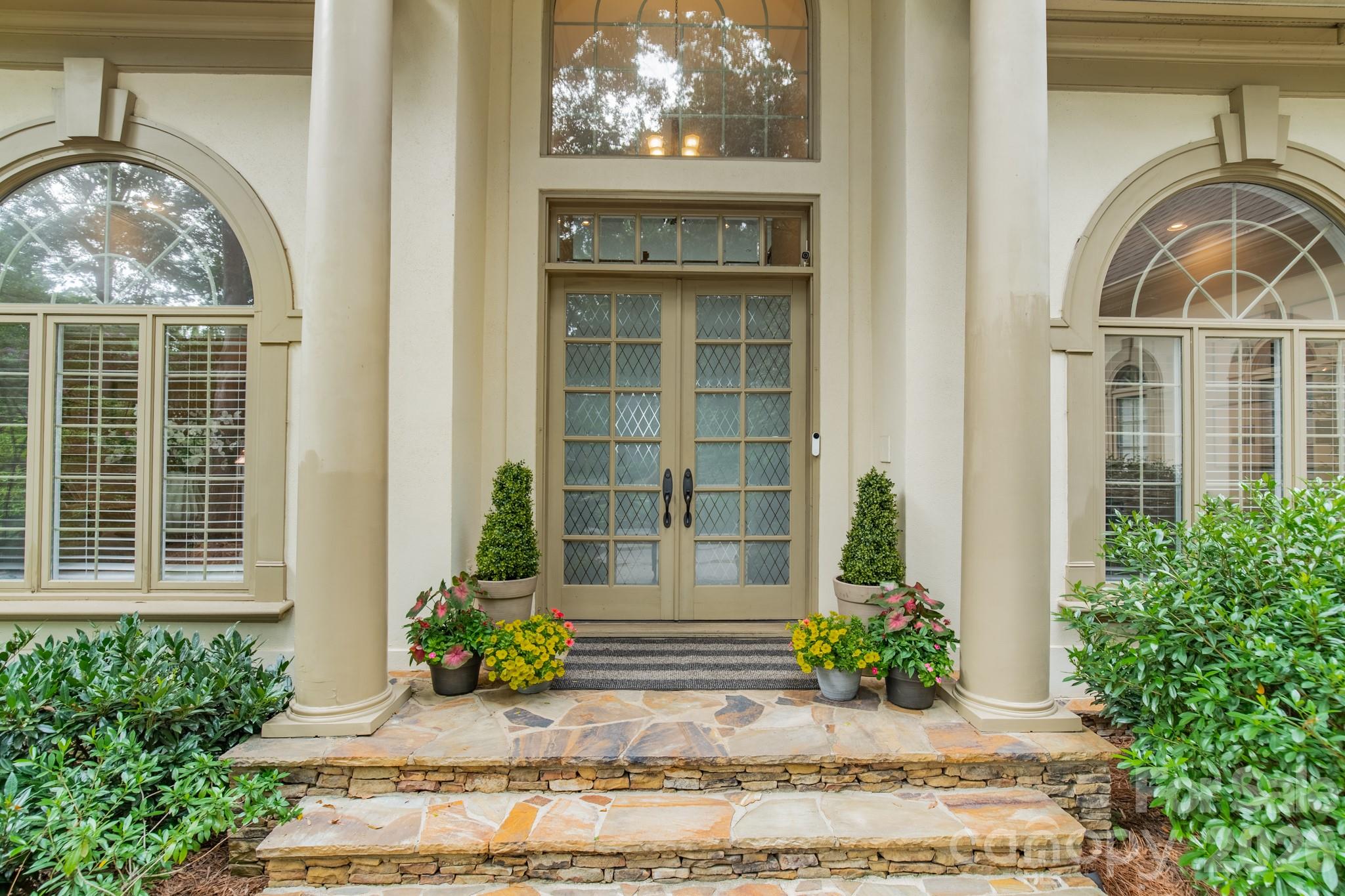 4732 Old Course Drive Property Photo 4