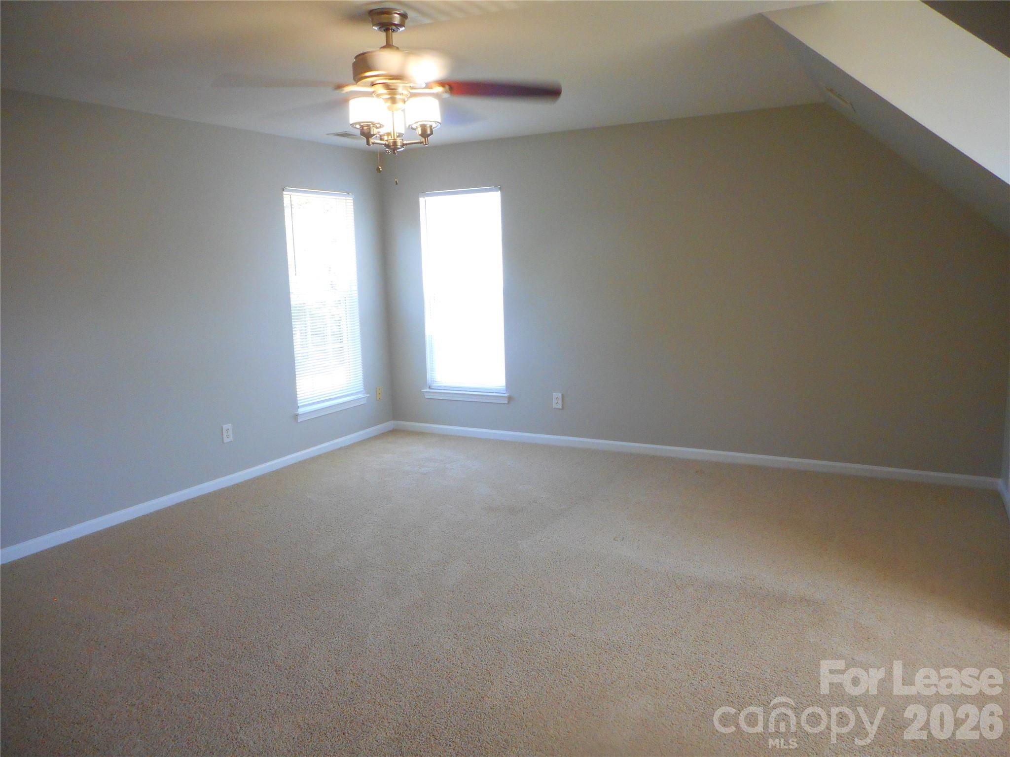 1018 Fountainbrook Drive Property Photo 16